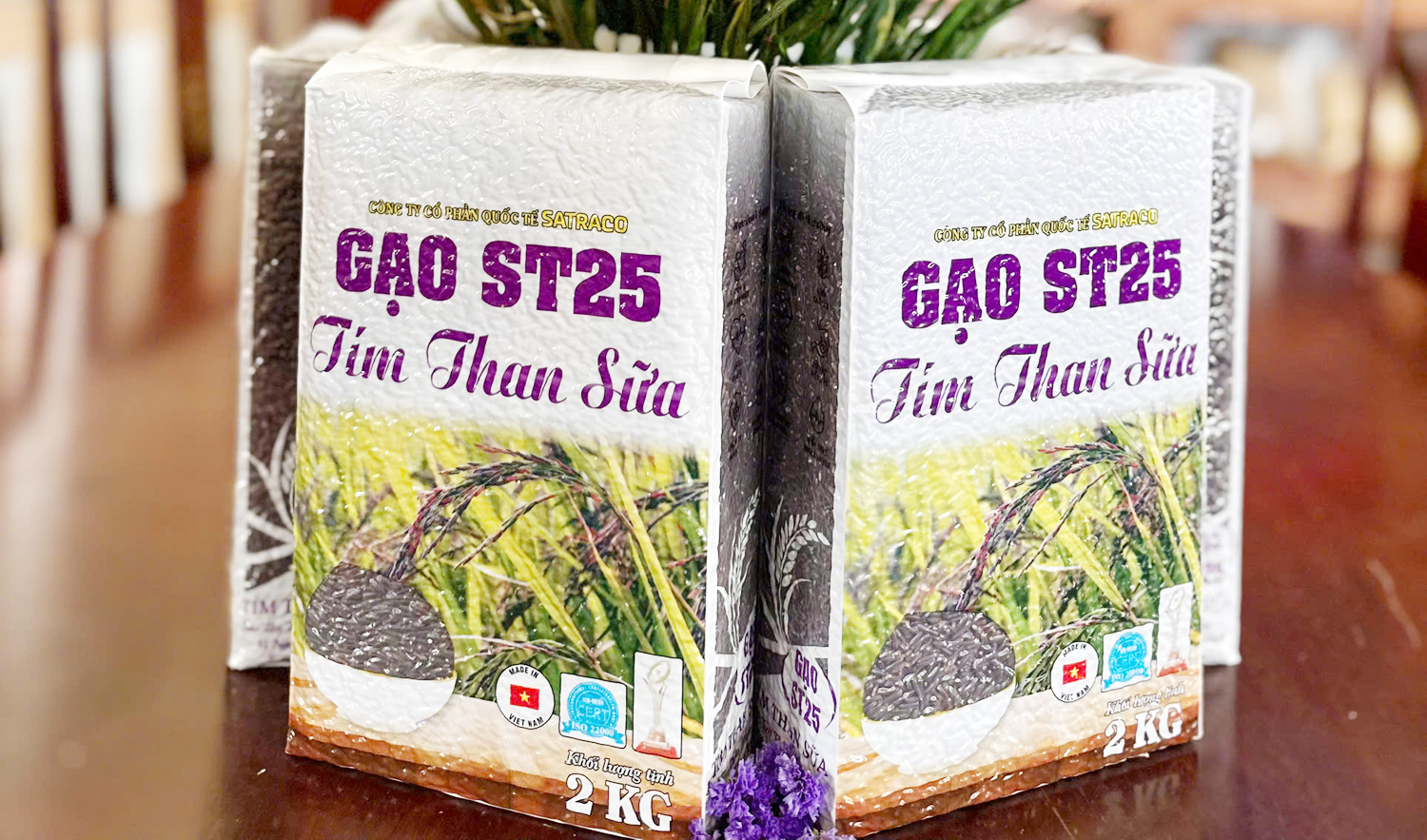 Cần Thơ có gạo ST25 tím than sữa - 1