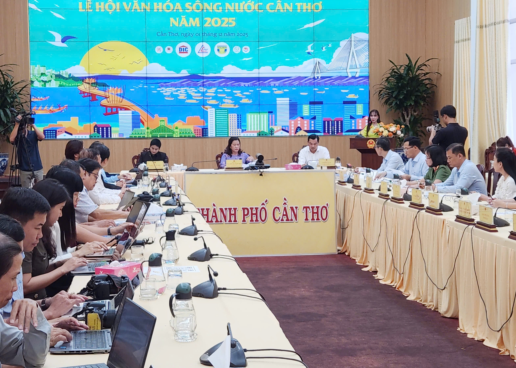 Lần đầu tiên Cần Thơ tổ chức Lễ hội văn hóa sông nước - 2