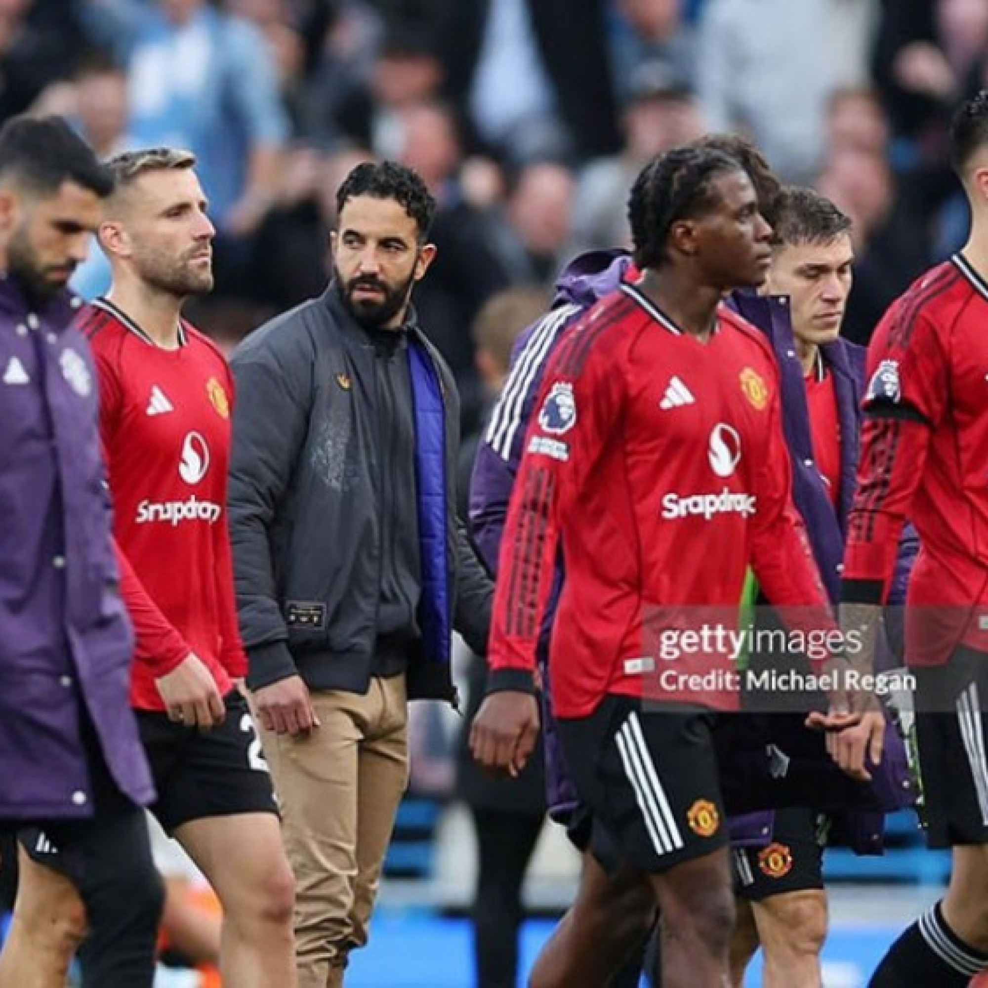  - Hành trình 5 vòng sắp tới: Đối thủ gặp khó, cửa vào top 4 của MU rực sáng