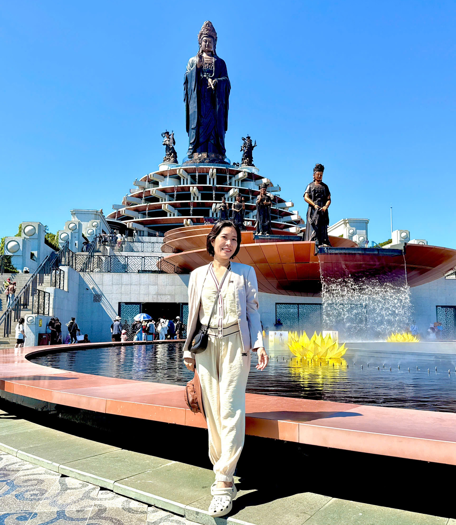 Bảo tồn di sản văn hóa trên núi Bà Đen - 11