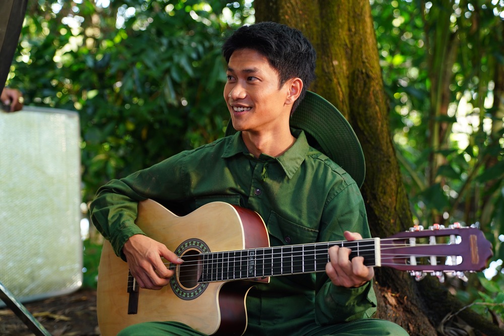 Dàn diễn viên Mưa Đỏ - Tử Chiến Trên Không - Địa Đạo hội ngộ trong teaser “Việt Nam Tinh Hoa” - 1