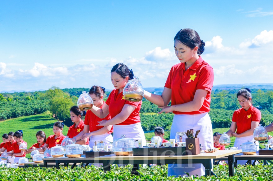 ‘Việt trà thức’ - Bản giao hưởng 1111 mảnh ghép tinh túy hồn trà Việt - 3