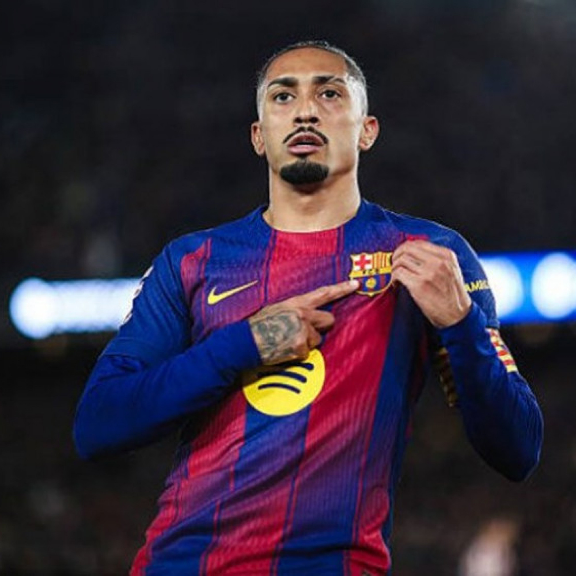  - HLV Simeone thán phục Raphinha, thắc mắc vì sao không đoạt Quả bóng Vàng?