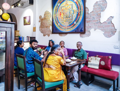  - Dấu ấn văn hóa Tây Tạng trong không gian ẩm thực chay giữa lòng Sài Gòn