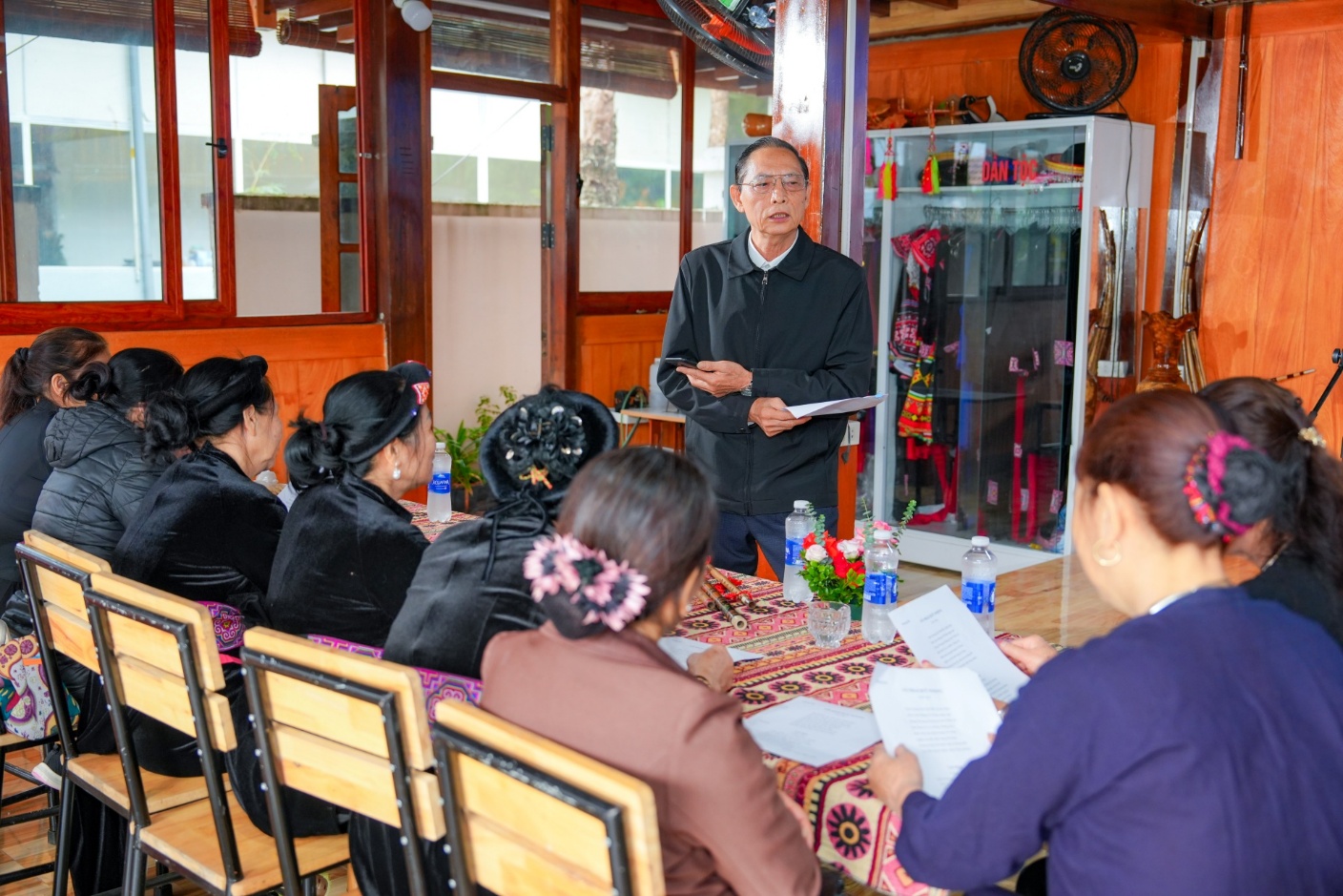 Đánh thức 'hồn' núi rừng Võ Nhai: Khi điệu Then, đàn Tính hòa nhịp cùng du lịch - 11