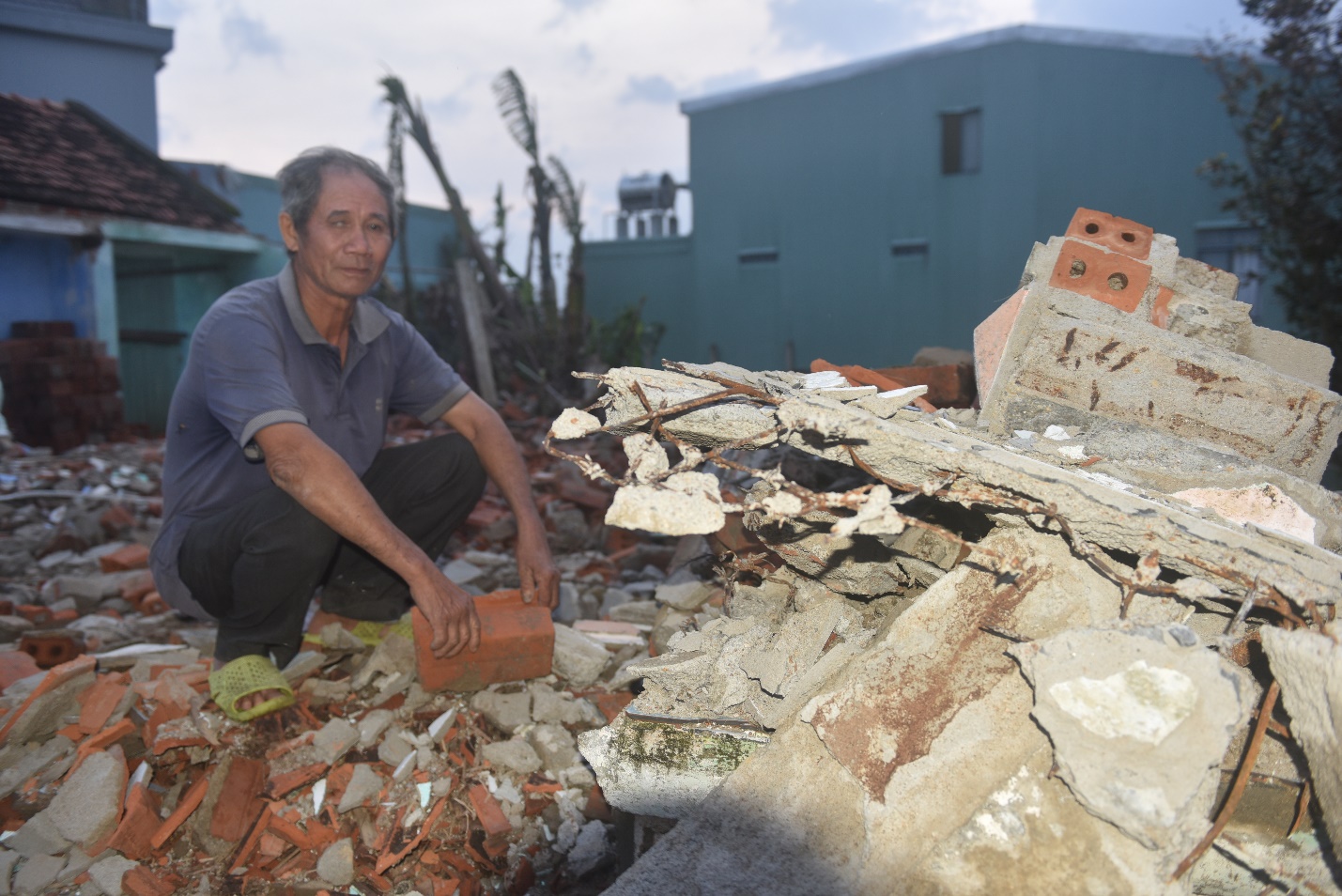 Gia Lai di dời gần 1.900 hộ dân vùng ảnh hưởng bão, lũ đến nơi ở mới - 5