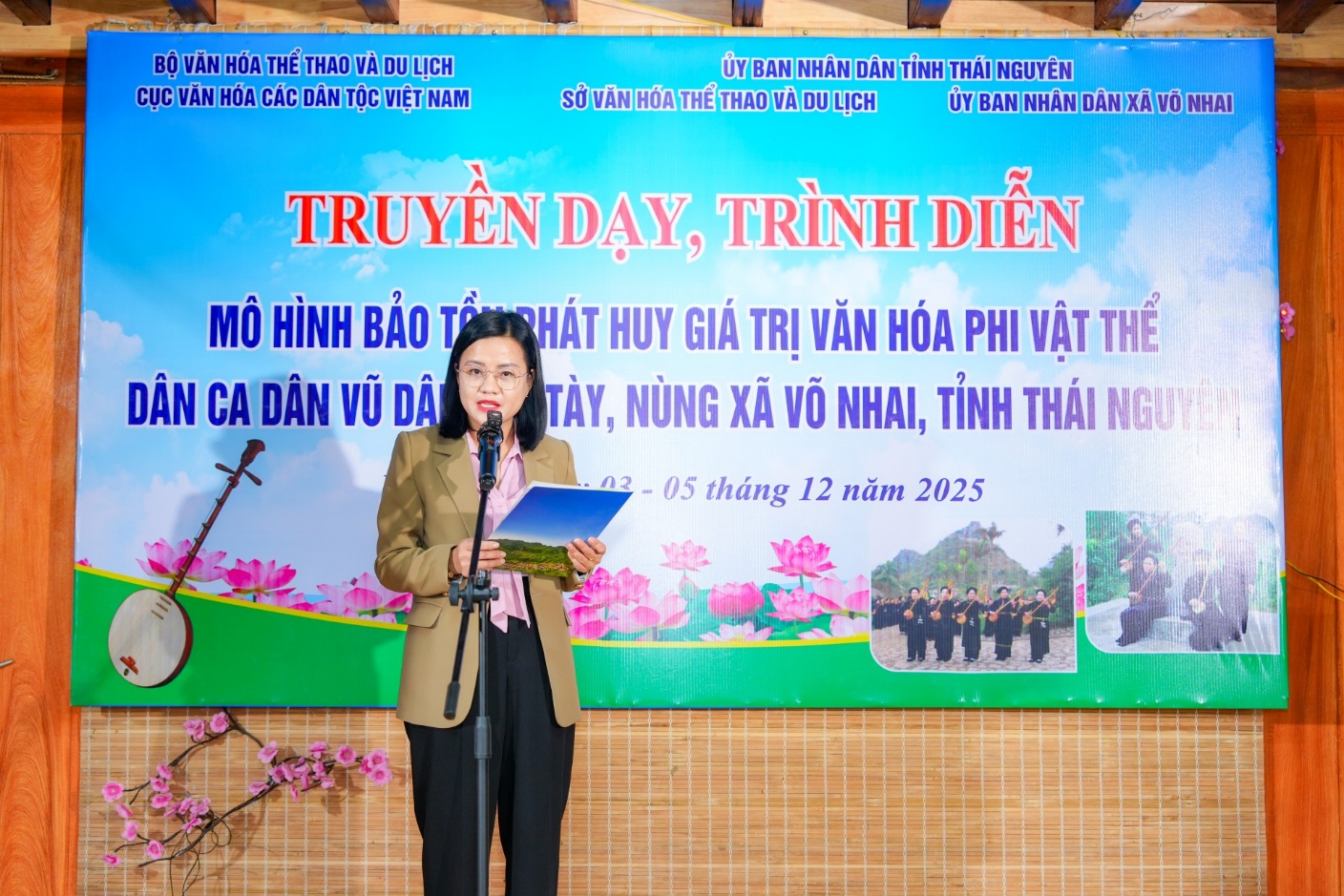 Đánh thức 'hồn' núi rừng Võ Nhai: Khi điệu Then, đàn Tính hòa nhịp cùng du lịch - 5