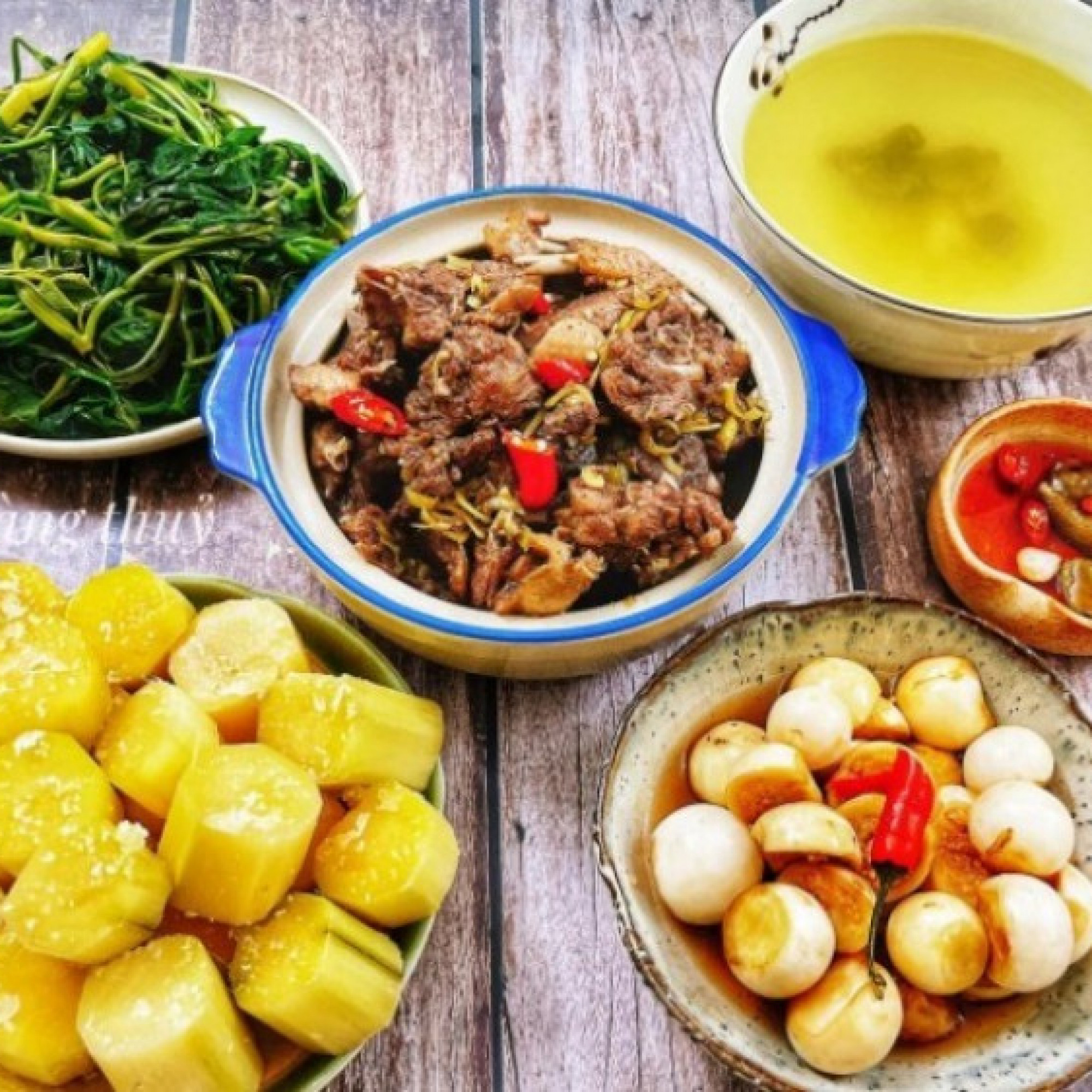  - Cơm nhà cả tháng không trùng món, khỏi cần đau đầu nghĩ "tối nay ăn gì?"