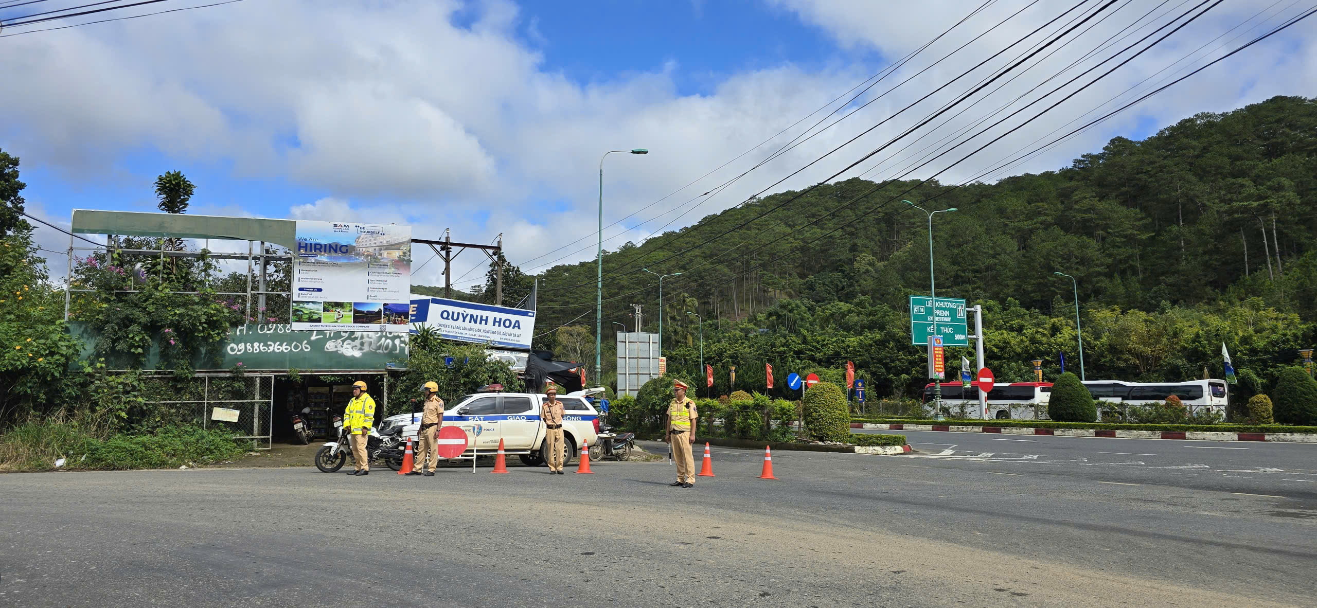 Đèo Prenn tiếp tục sạt lở, phân luồng giao thông như thế nào? - 2
