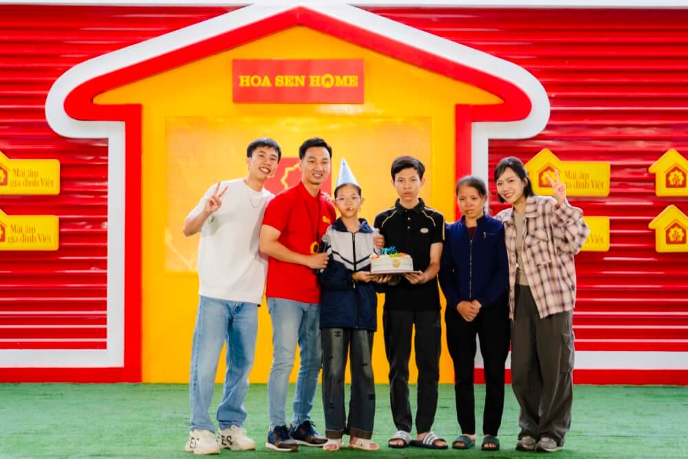 Đại Nghĩa, Huỳnh Lập, Puka, Lương Bích Hữu và nhiều nghệ sĩ tham gia ghi hình Mái ấm gia đình Việt tại Tây Ninh - 1