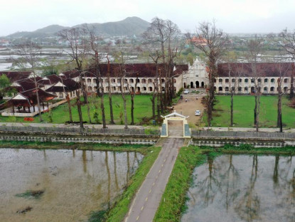  - Tiểu chủng viện Làng Sông ở Gia Lai xơ xác sau bão