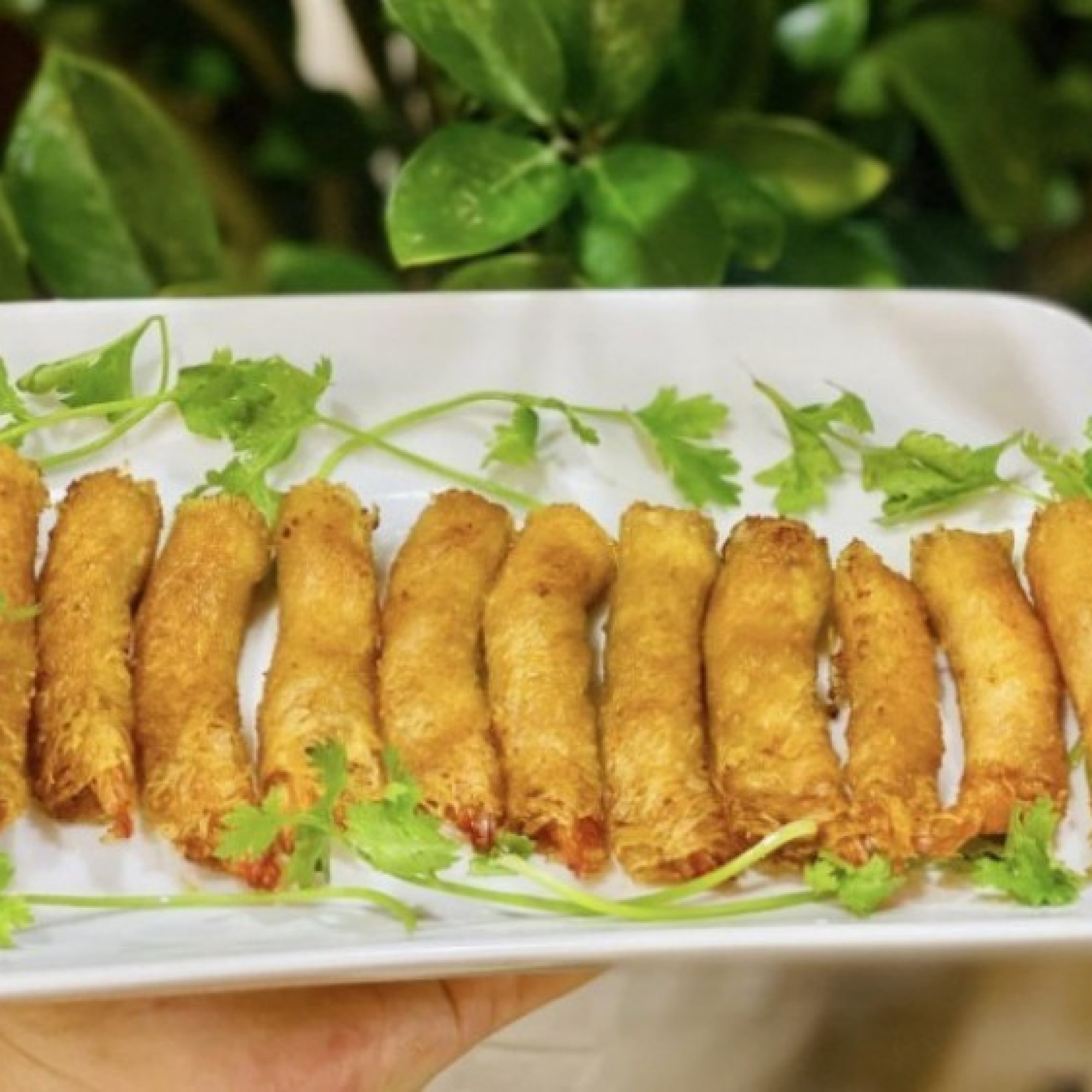  - Tôm siêu giàu canxi, mẹ làm món này con ăn không muốn dừng