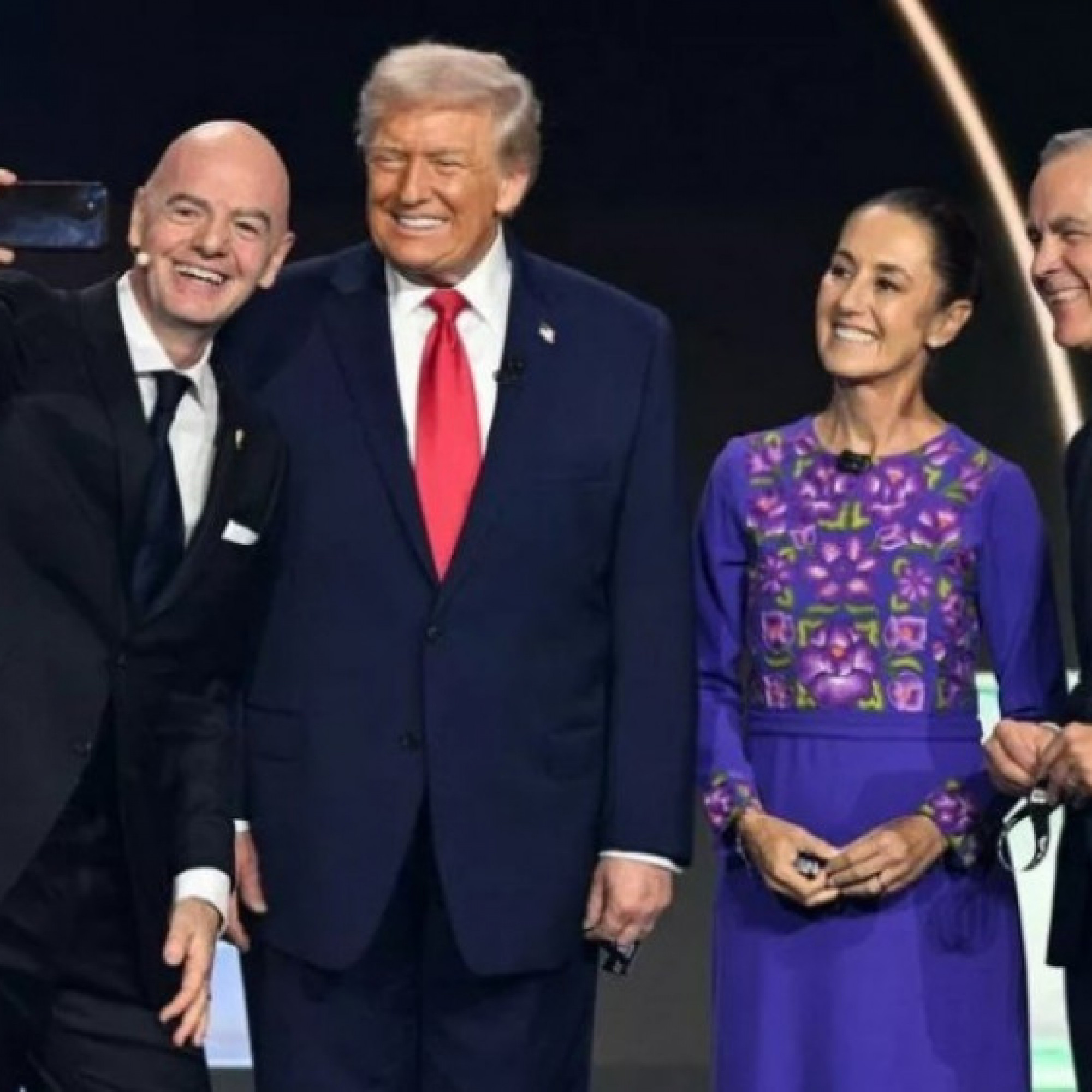  - Trực tiếp bốc thăm World Cup 2026: 3 đội đồng chủ nhà xác định xong bảng đấu