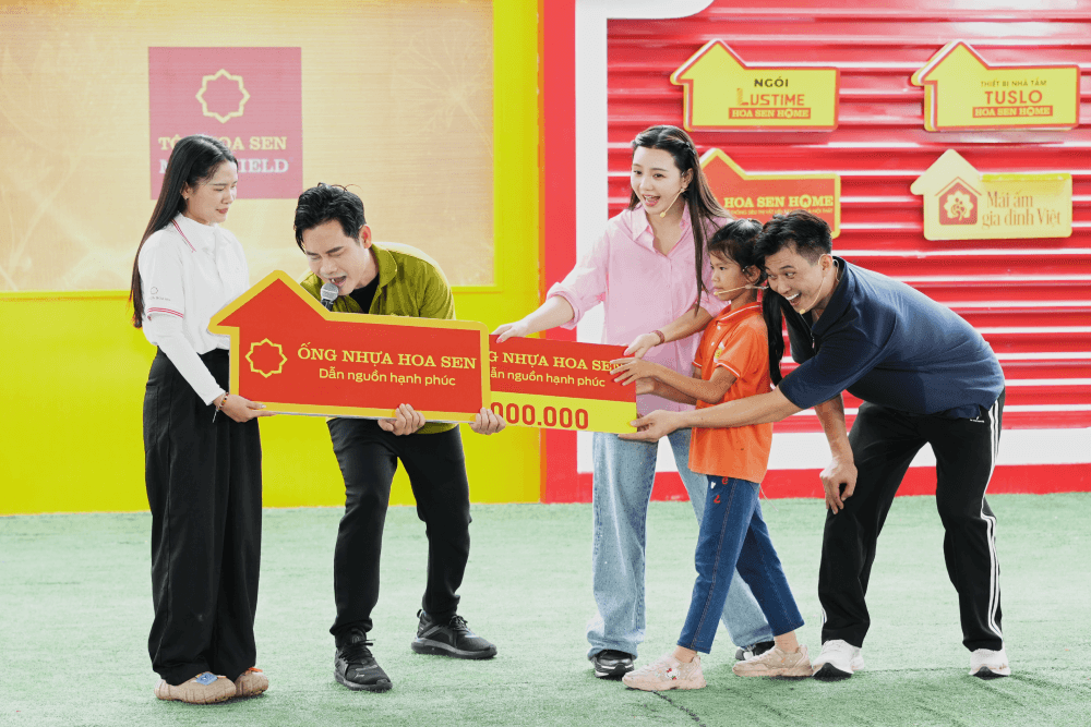 Hơn 320 triệu đồng trao cho các em nhỏ trong tập 163 chương trình “Mái ấm gia đình Việt” - 4