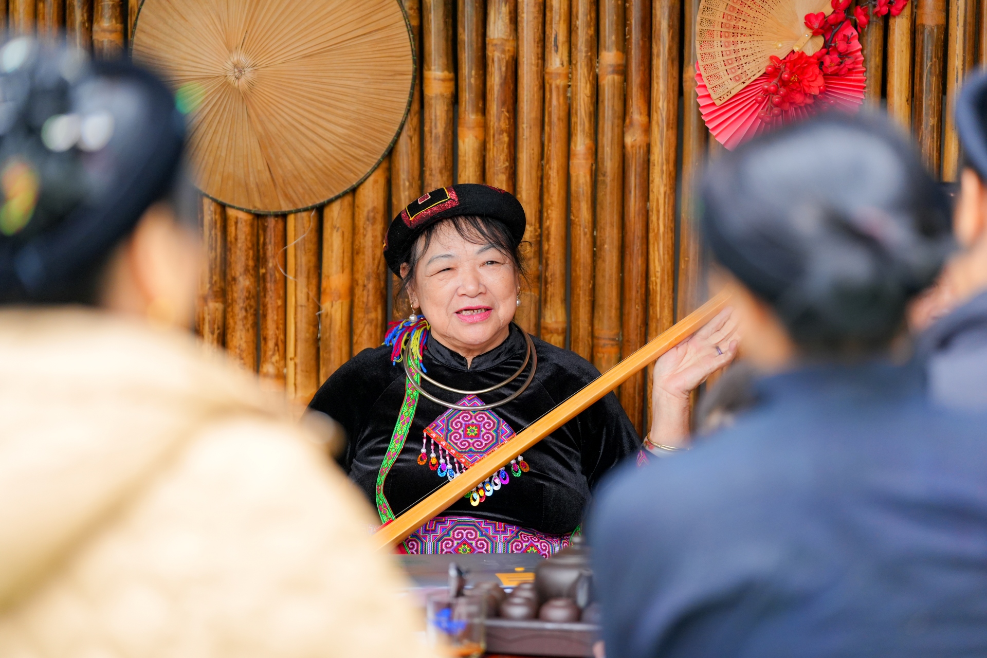 bao ton van hoa gan voi su phat trien sinh ke cua dong bao dan toc thieu so - 15