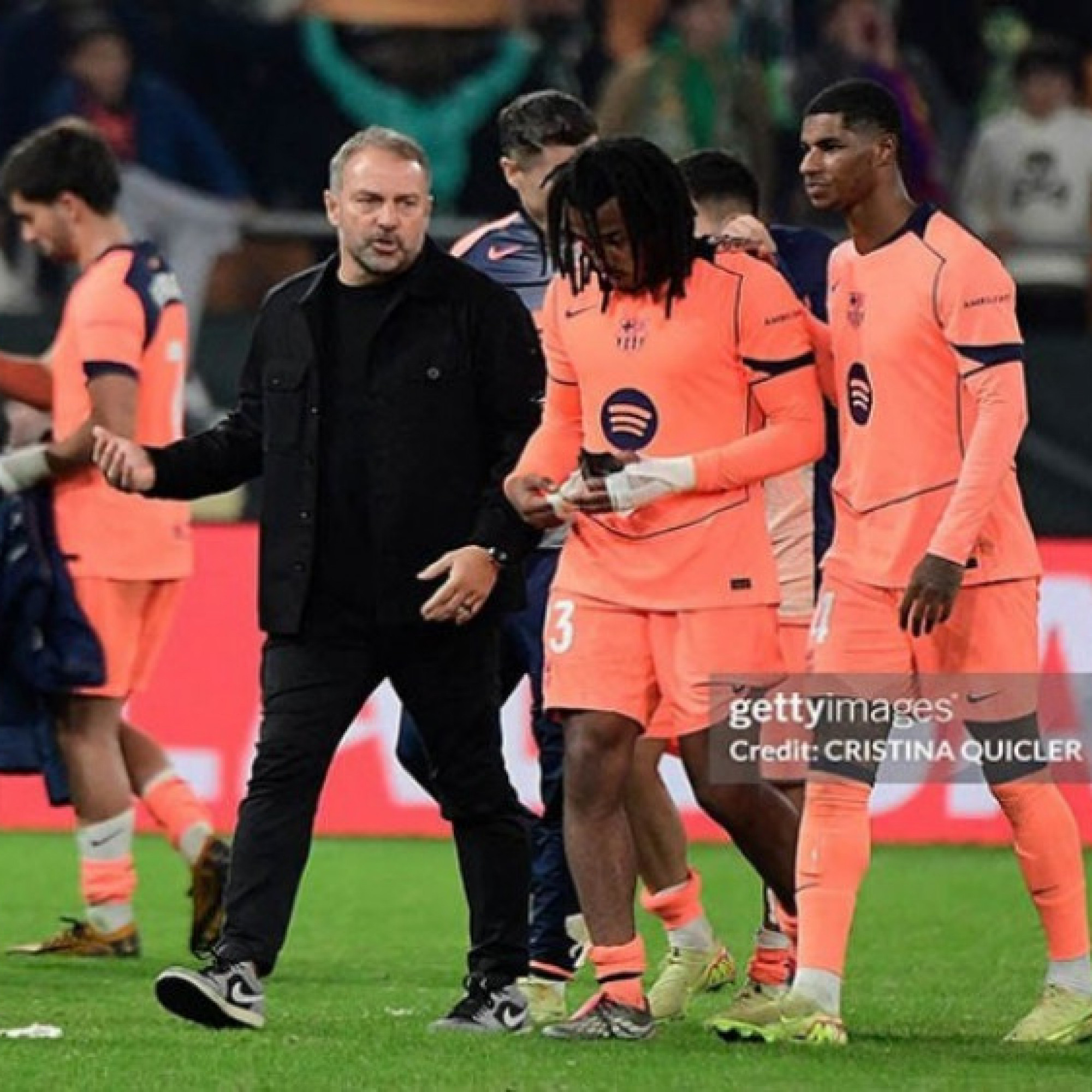  - Barca cuốn phăng Betis: "Cánh én" Antony bất lực trước sức mạnh Torres - Yamal