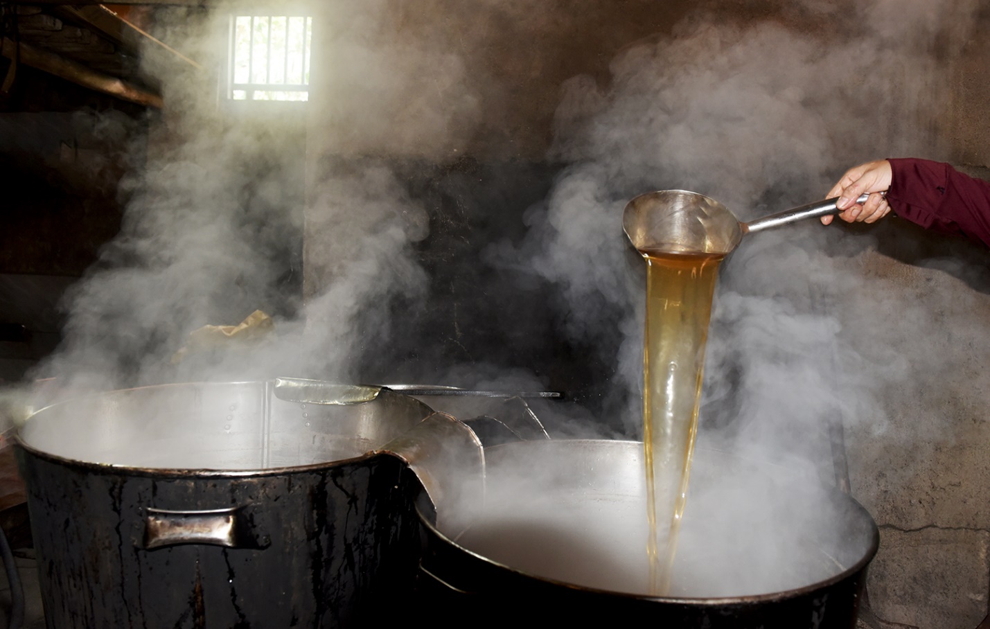 gia dinh co ba doi giu lua nghe nau mach nha nep truyen thong o quang ngai - 7