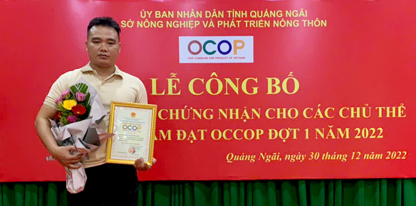 gia dinh co ba doi giu lua nghe nau mach nha nep truyen thong o quang ngai - 13