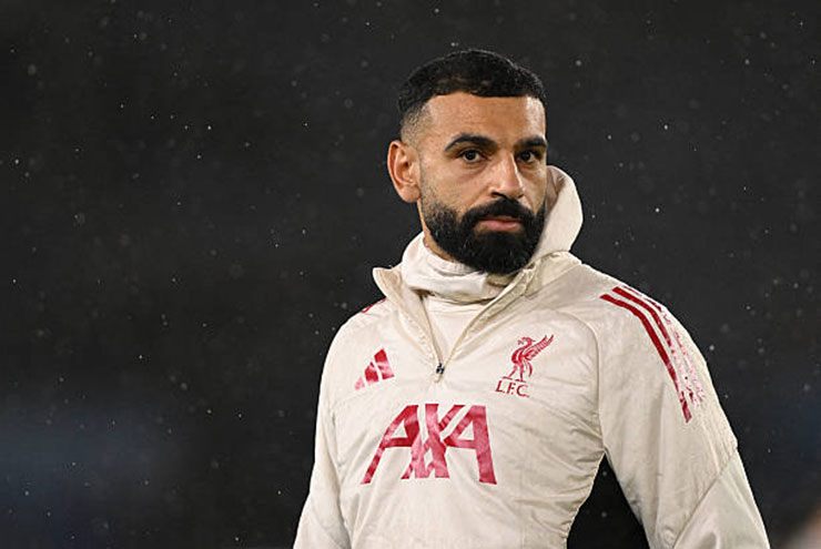 Salah nổi cơn tam bành sau 3 trận liên tiếp dự bị, chỉ trích Slot và định rời Liverpool - 1