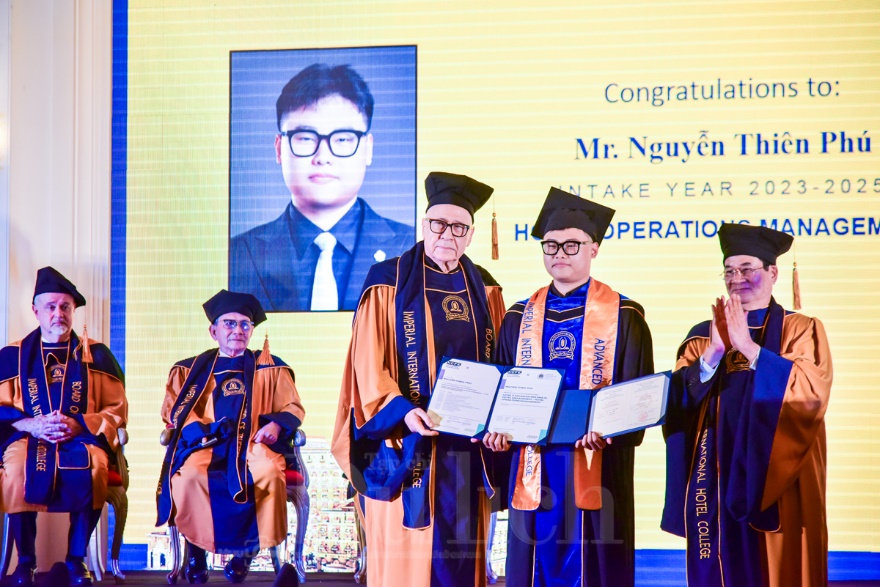 Hiện thực hóa khát vọng nguồn nhân lực cao cấp ngành du lịch TP.HCM - 9