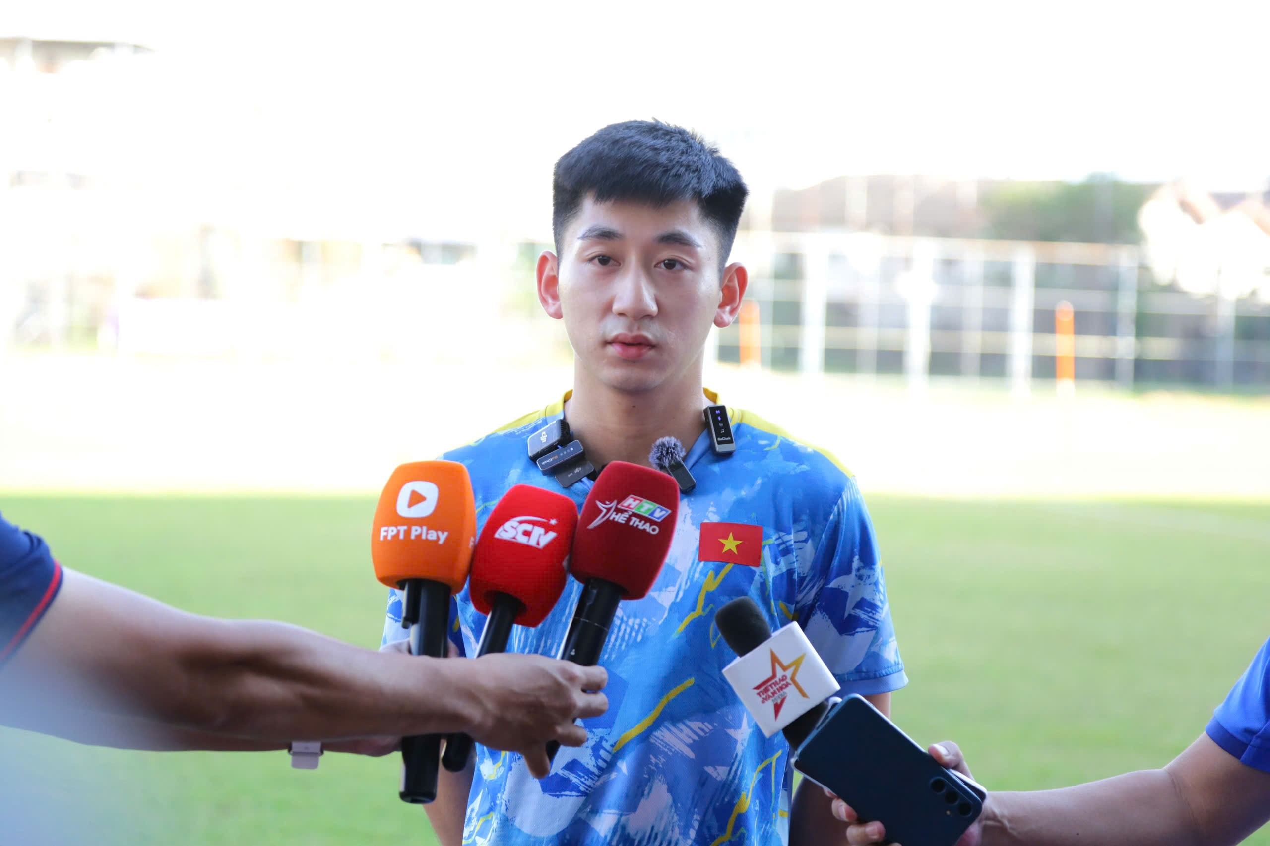 U22 Việt Nam bất lợi tỷ số trước Malaysia, trung vệ Nhật Minh vẫn tự tin vì một lý do - 1