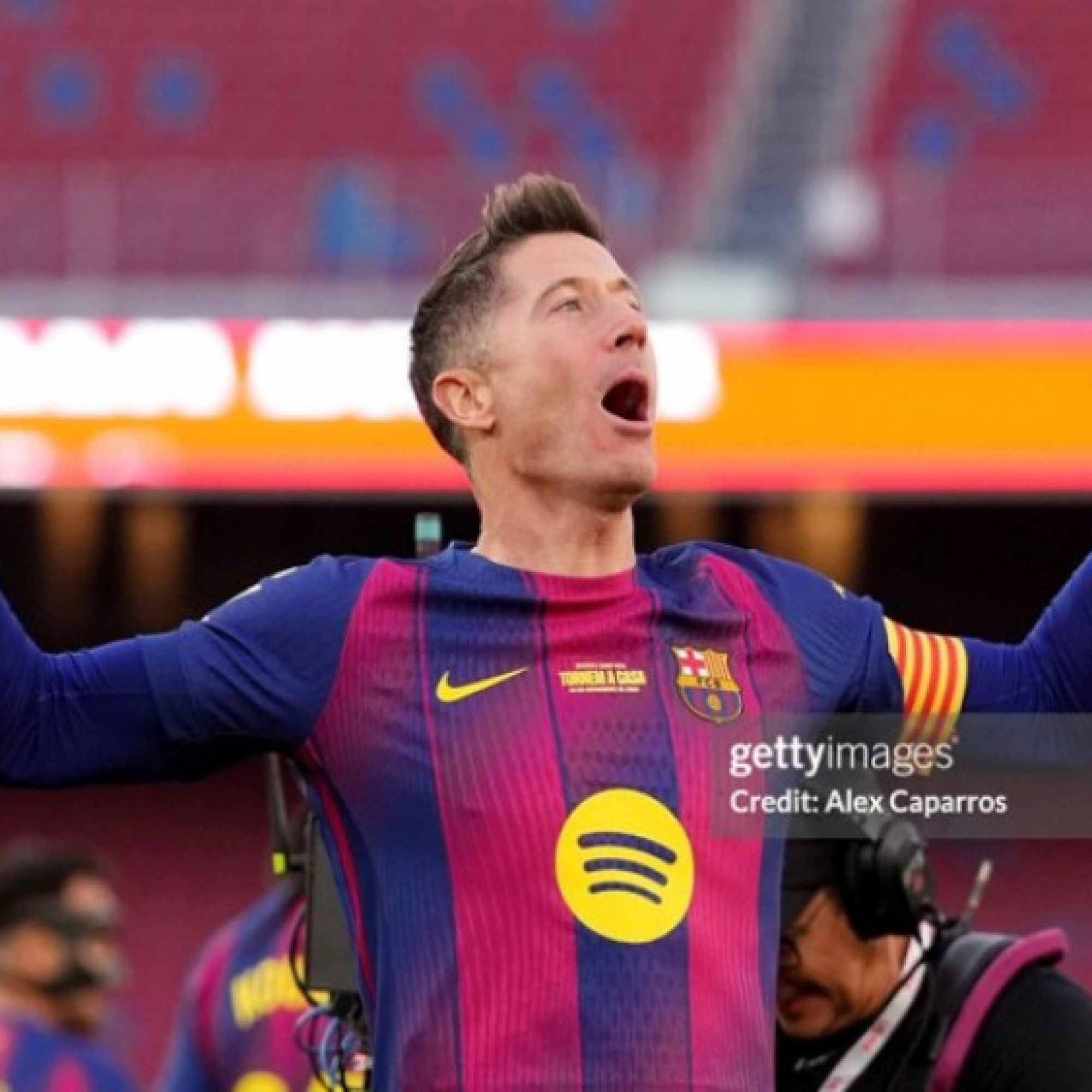  - Lewandowski rời Barcelona, tương lai sát cánh Modric hay sang Ả Rập kiếm tiền?