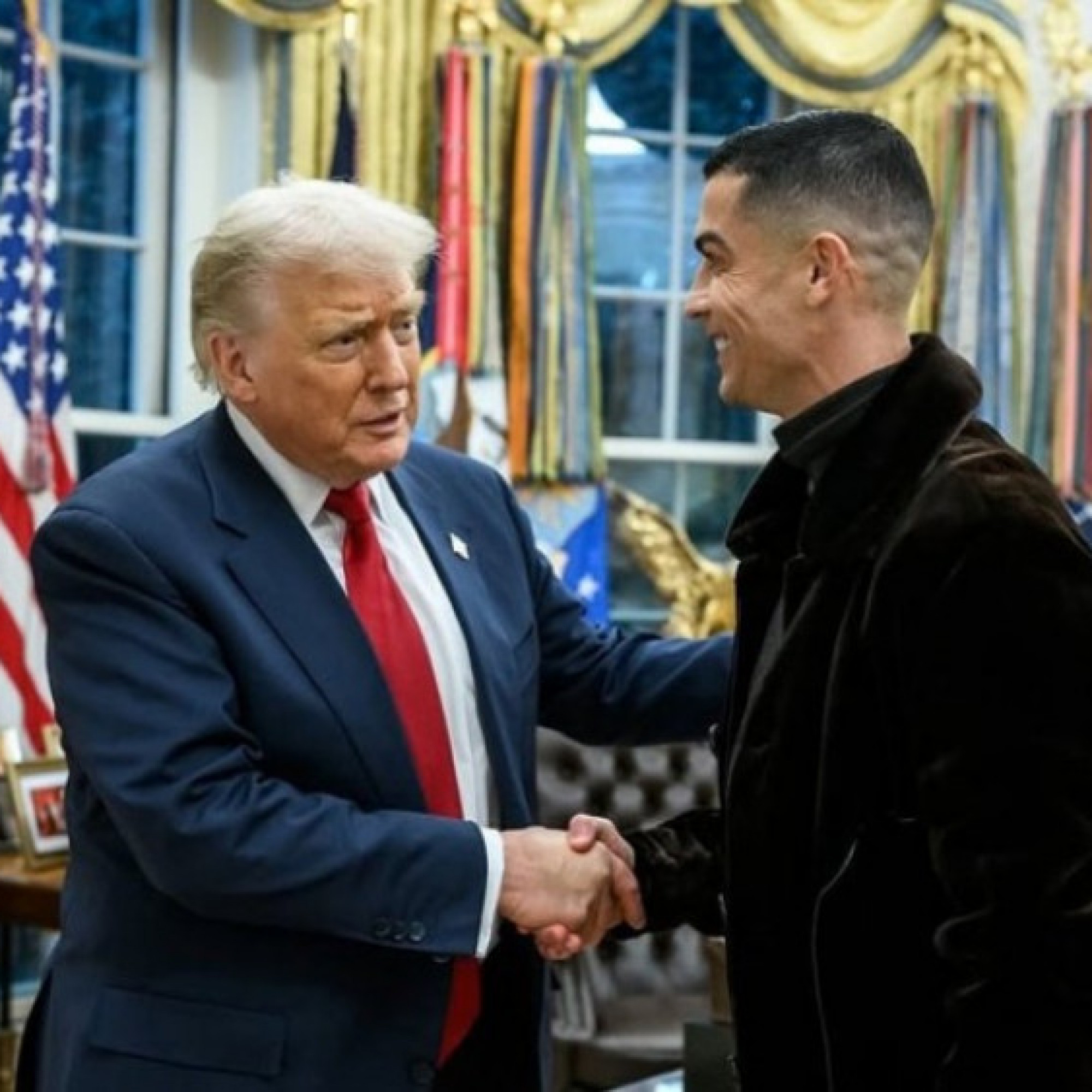  - Tổng thống Trump khen Ronaldo xuất sắc nhất, khoe lời cảm ơn của CR7