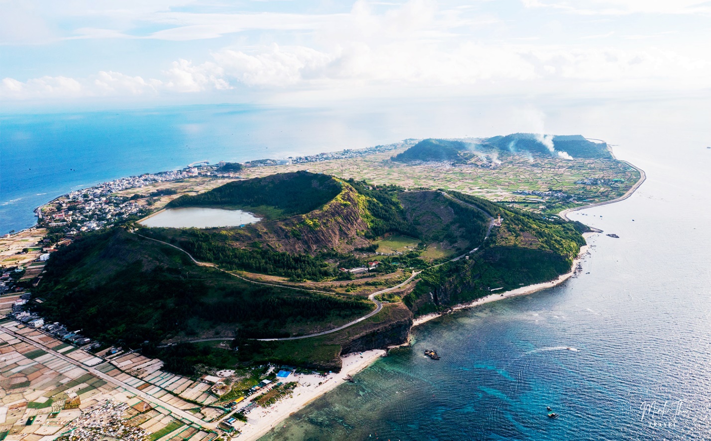 vuong quoc toi o dac khu ly son - 2