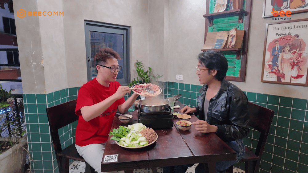 Lâm Nguyễn và Năm Chà khám phá quán nướng hoài cổ trong Tập 33 Quán ăn hạnh phúc - 4