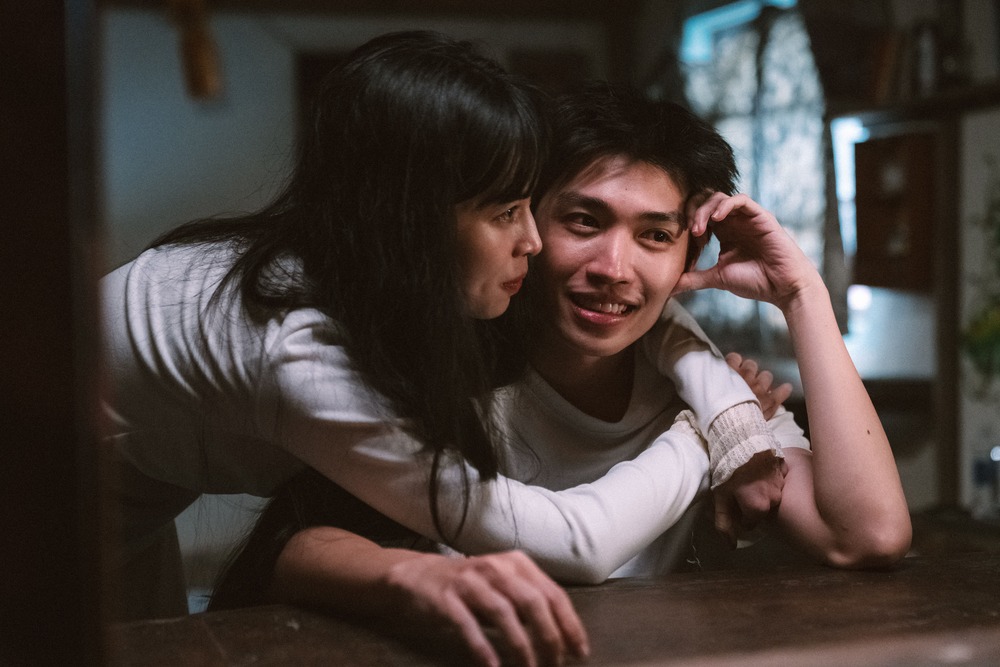 Hậu dừng chân đầy tiếc nuối tại "Anh Trai Say Hi", Cody Nam Võ tái xuất đẫm nước mắt: Làm "gà trống nuôi con", bị Đỗ Khánh Vân bỏ rơi vì nghèo - 1