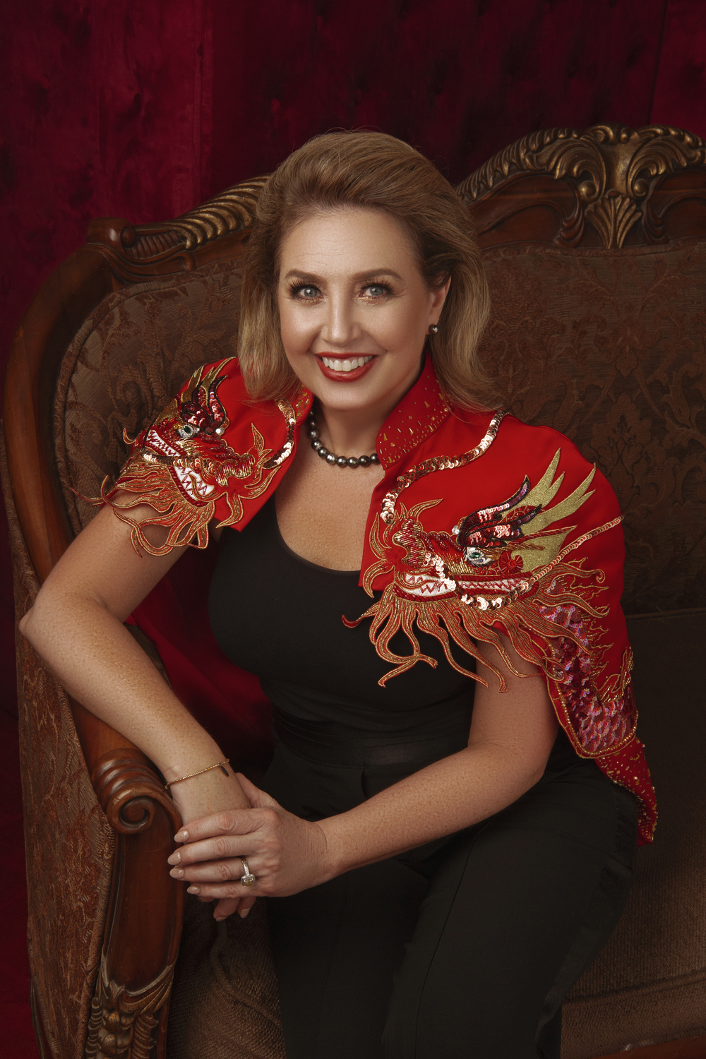 Hồ Ngọc Hà, Trúc Nhân, Văn Mai Hương, Phương Mỹ Chi trình diễn tại chung kết Miss Cosmo 2025 - 1