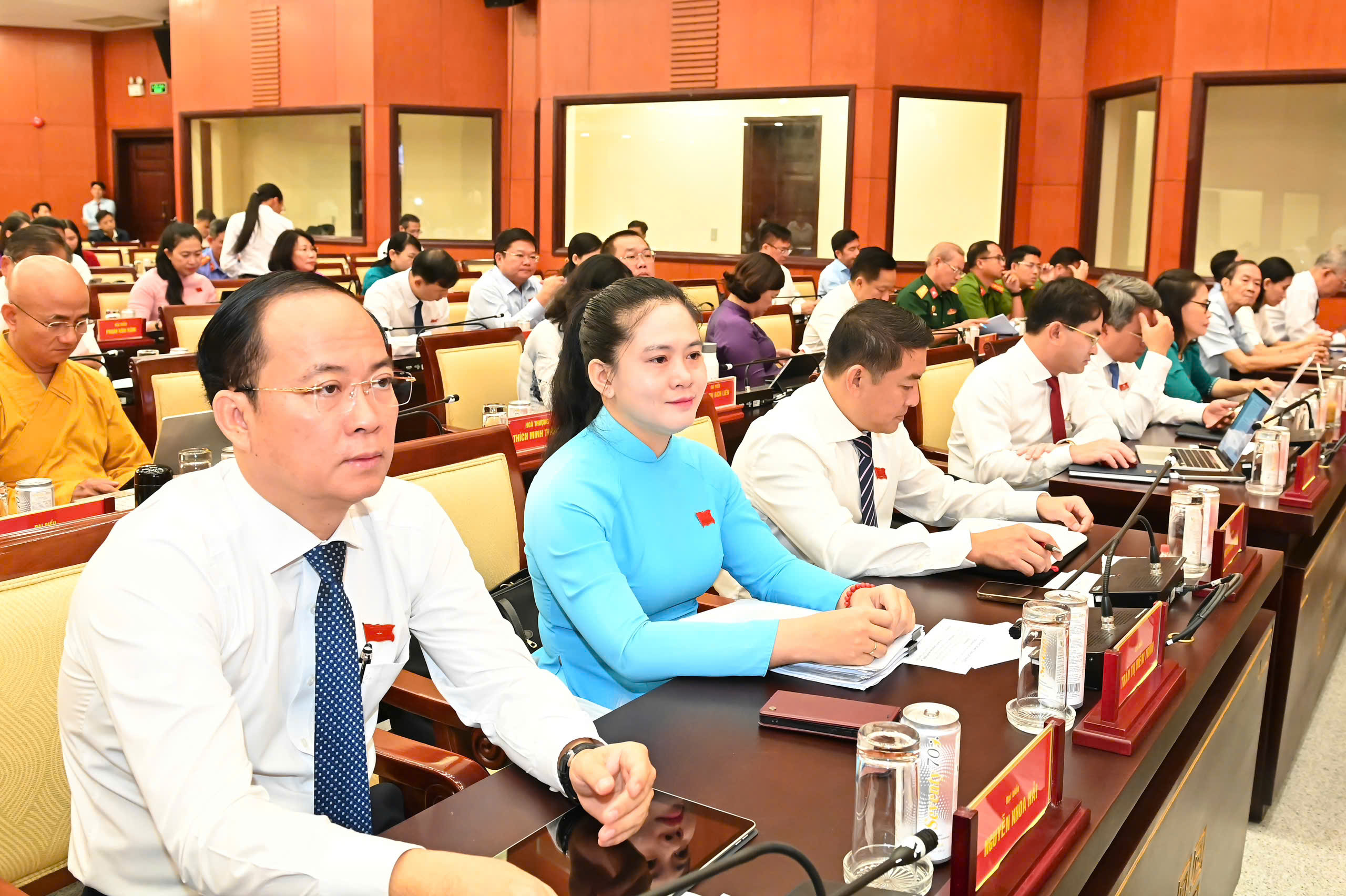 TP.HCM khai mạc kỳ họp HĐND với nhiều nội dung quan trọng - 4