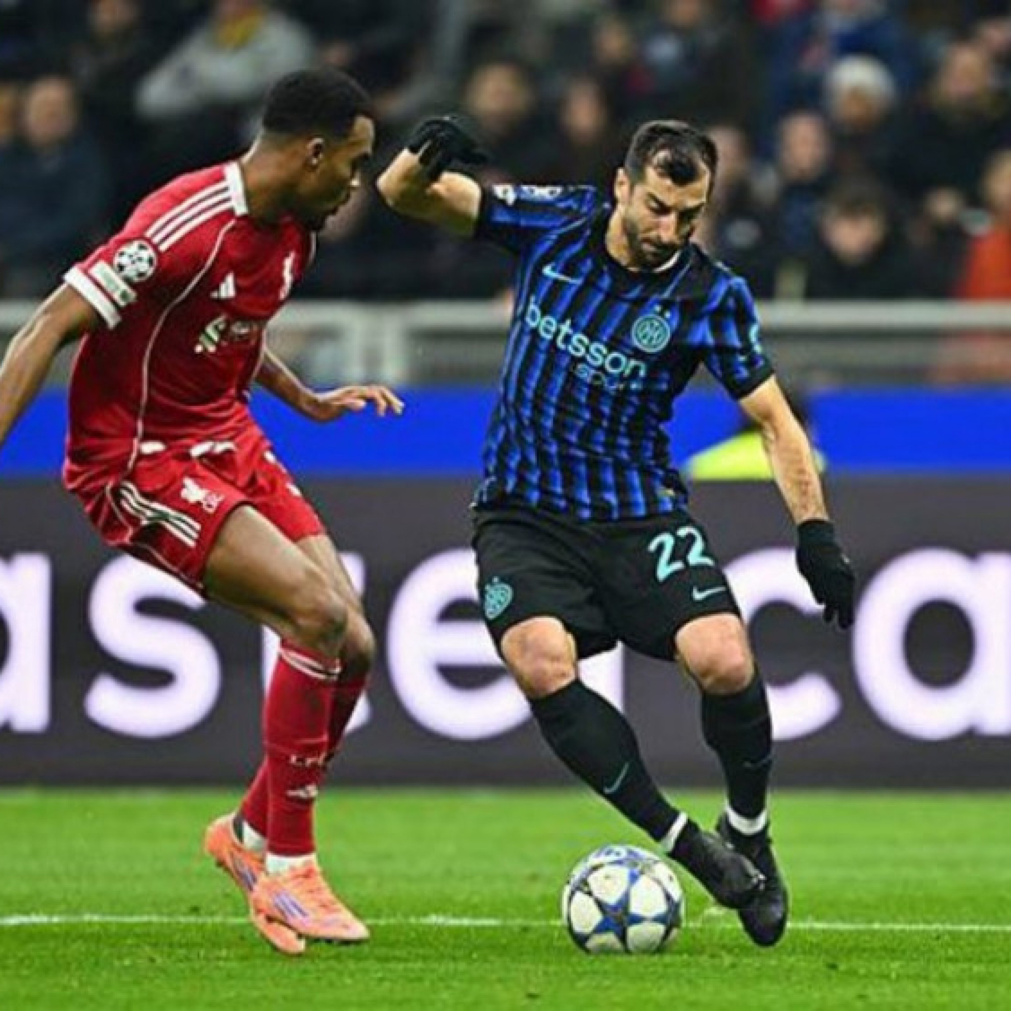  - Bảng xếp hạng Cúp C1: Bayern vẫn chưa vượt được Arsenal