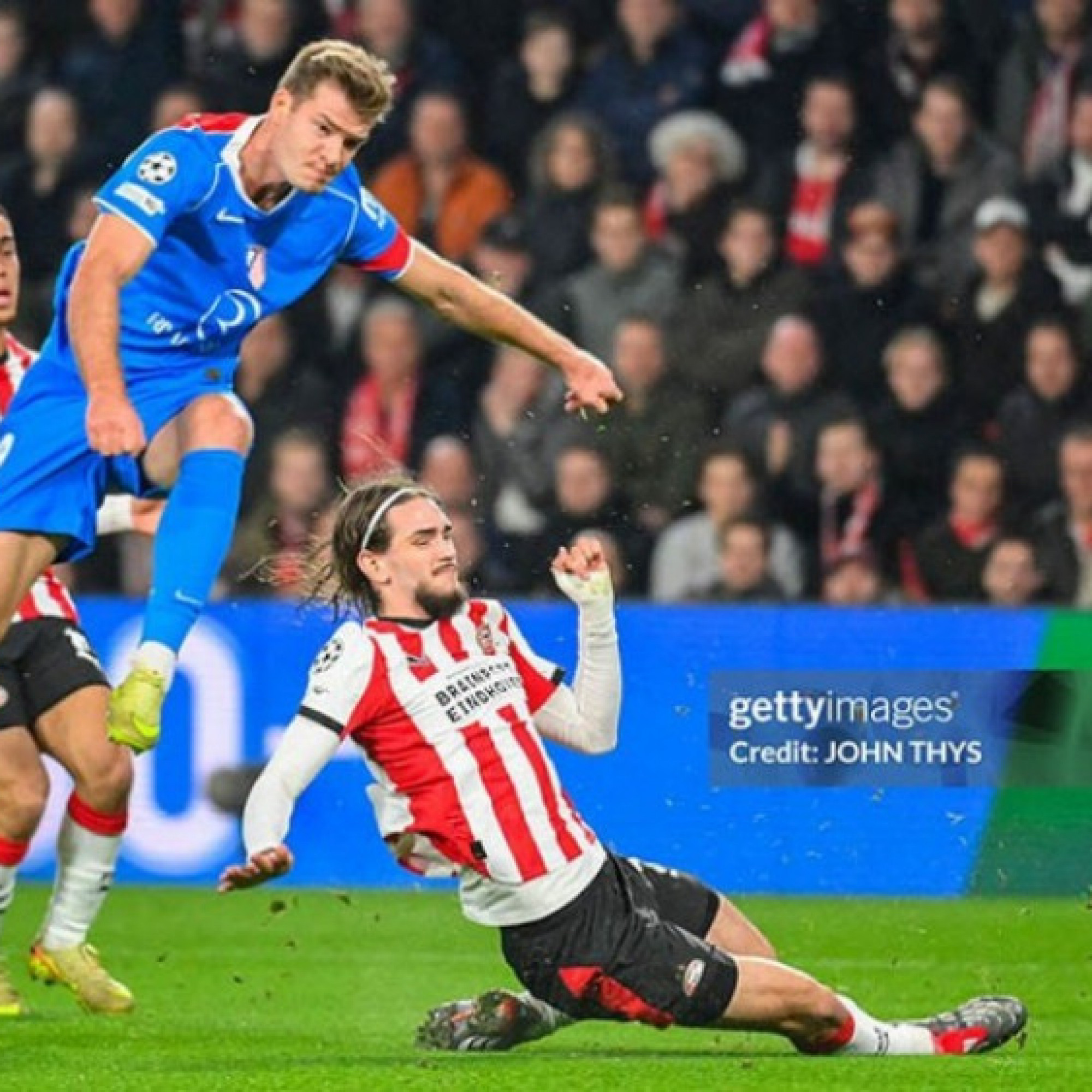  - Video bóng đá PSV - Atletico Madrid: Rượt đuổi điên rồ, 5 bàn mãn nhãn (Cúp C1)