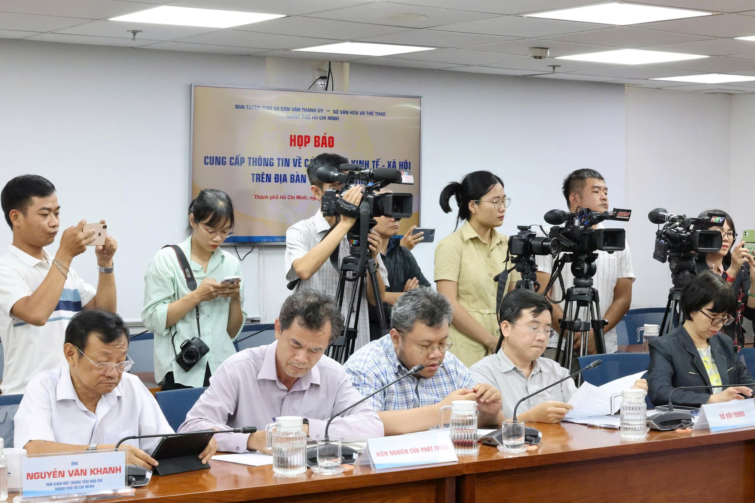 Quốc hội thông qua Luật báo sửa đổi, định danh cơ quan báo chí chủ lực - 2