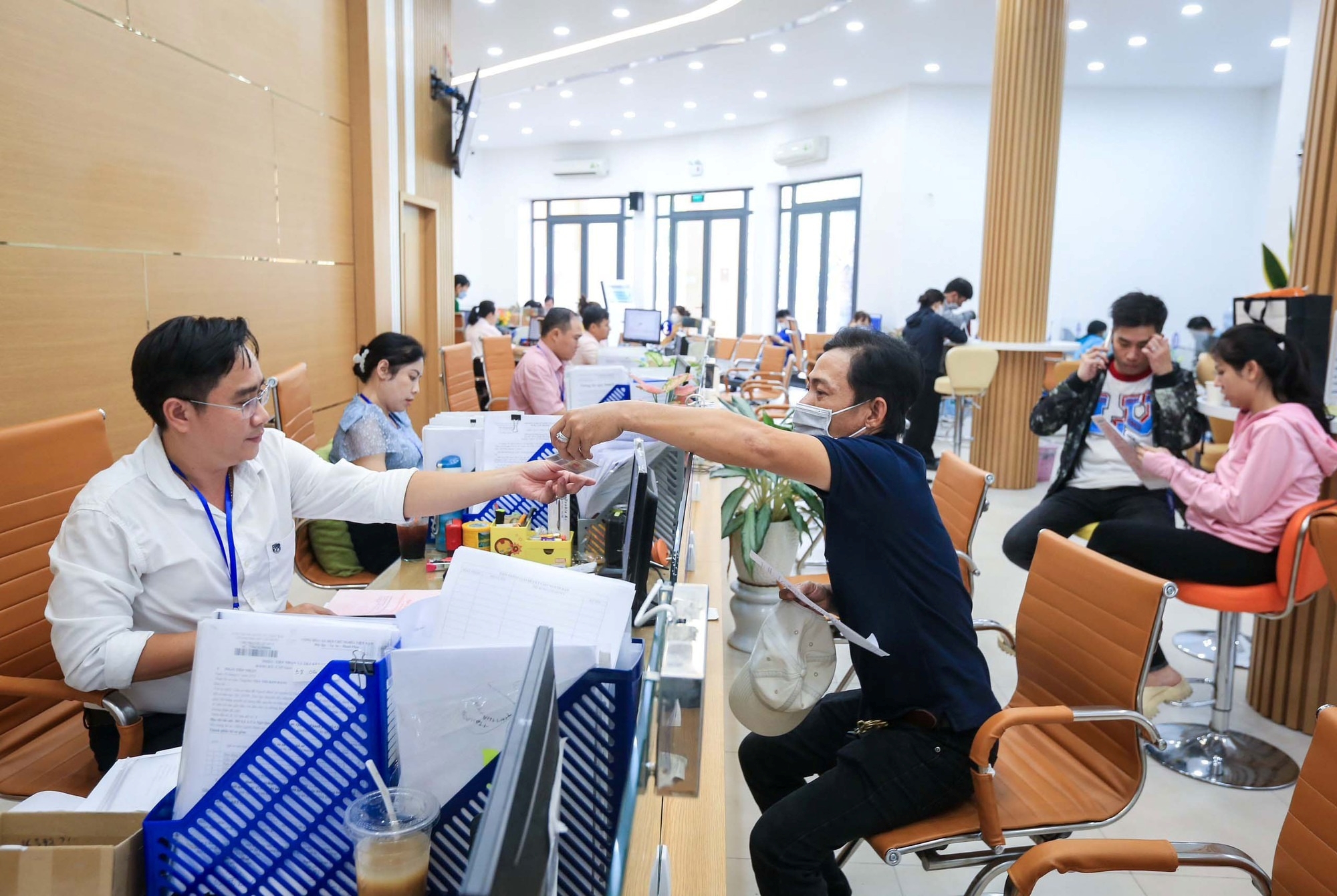 the che, khong gian va nang luc thuc thi: bo ba quyet dinh tuong lai tp.hcm - 14