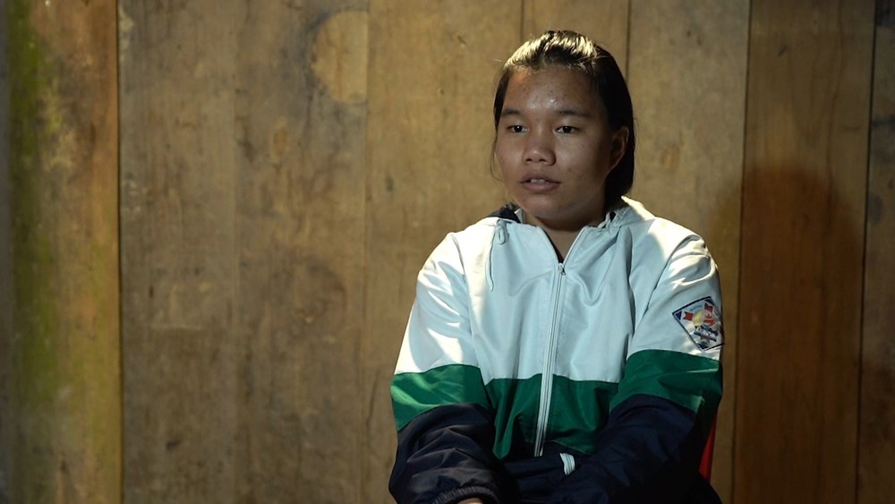 Hoa hậu Trúc Linh, ca sĩ Huy R nghẹn ngào trước nghị lực phi thường của cô bé 17 tuổi - 1