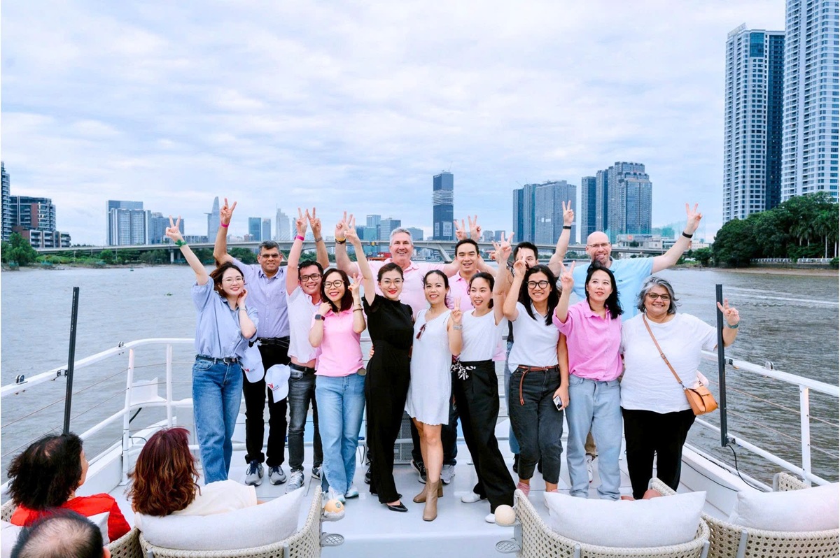 Du lịch rộn ràng bước vào Tết 2026 - 2