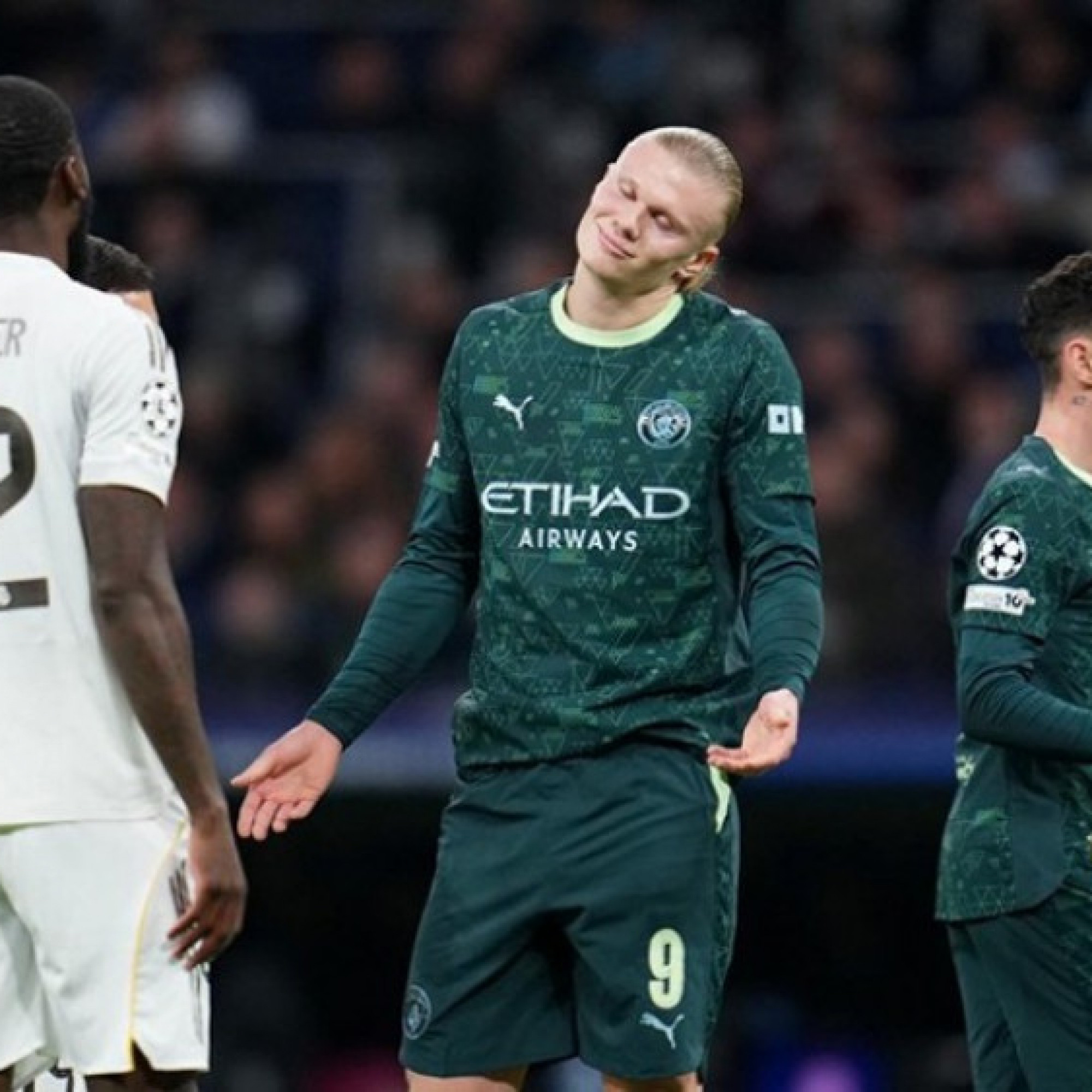  - Nóng bảng xếp hạng Cúp C1: Man City vượt mặt Real, Arsenal vững vàng ngôi đầu