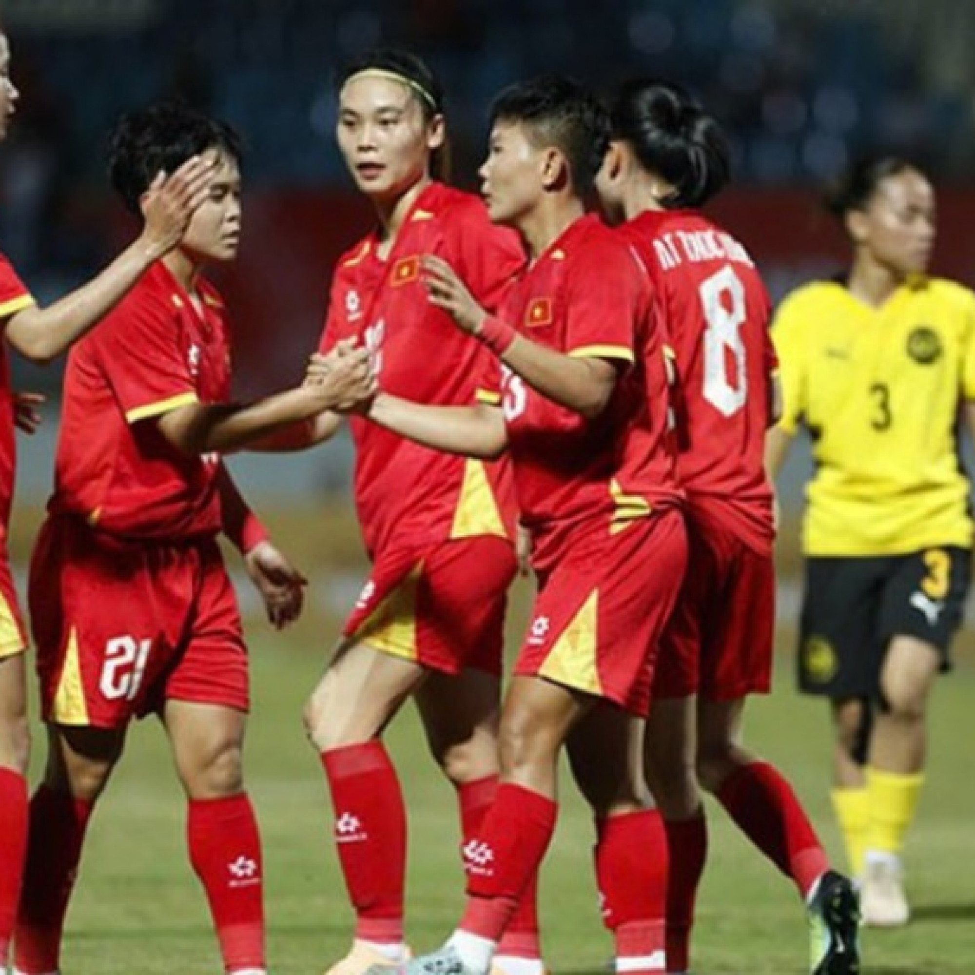  - Trực tiếp bóng đá ĐT nữ Việt Nam - Myanmar: Trần Thị Duyên, Thanh Nhã đá chính (SEA Games)
