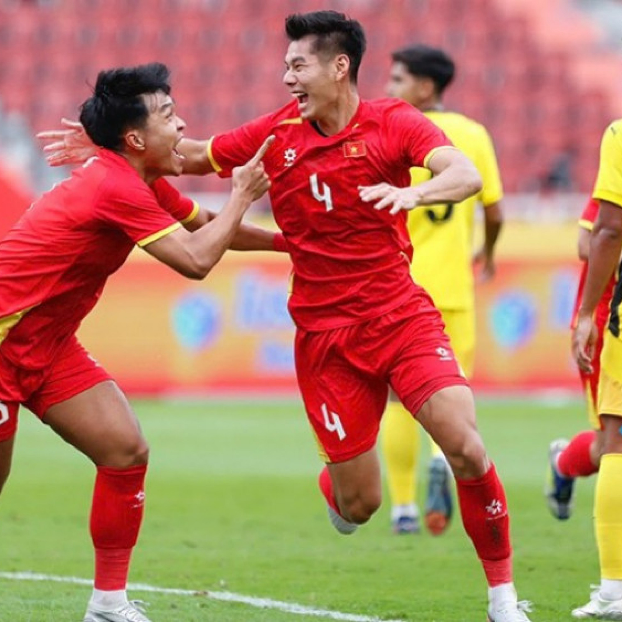  - U22 Việt Nam đại chiến U22 Malaysia: Đình Bắc rực sáng, hàng công bùng nổ