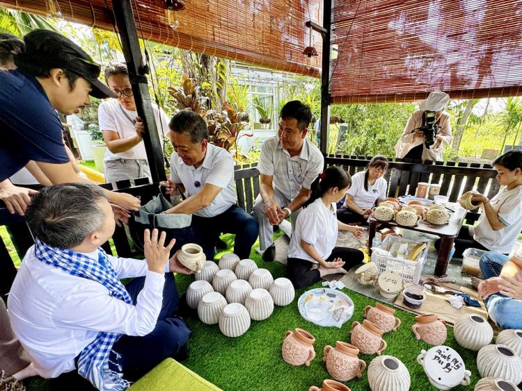Nâng cao chất lượng, đổi mới, sáng tạo sản phẩm du lịch làng nghề
