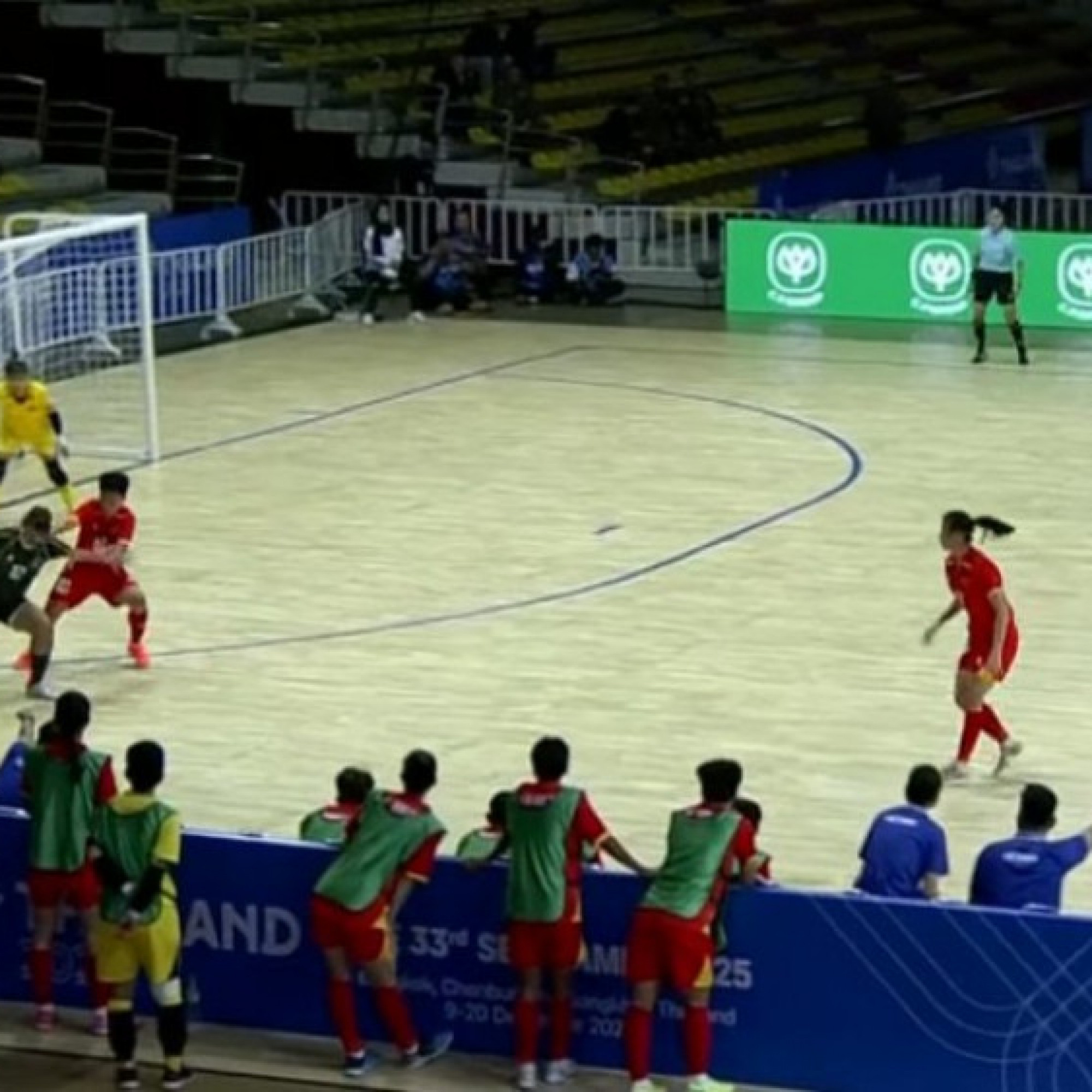  - Video bóng đá futsal nữ Việt Nam - Indonesia: Hiệp 2 thăng hoa (SEA Games)