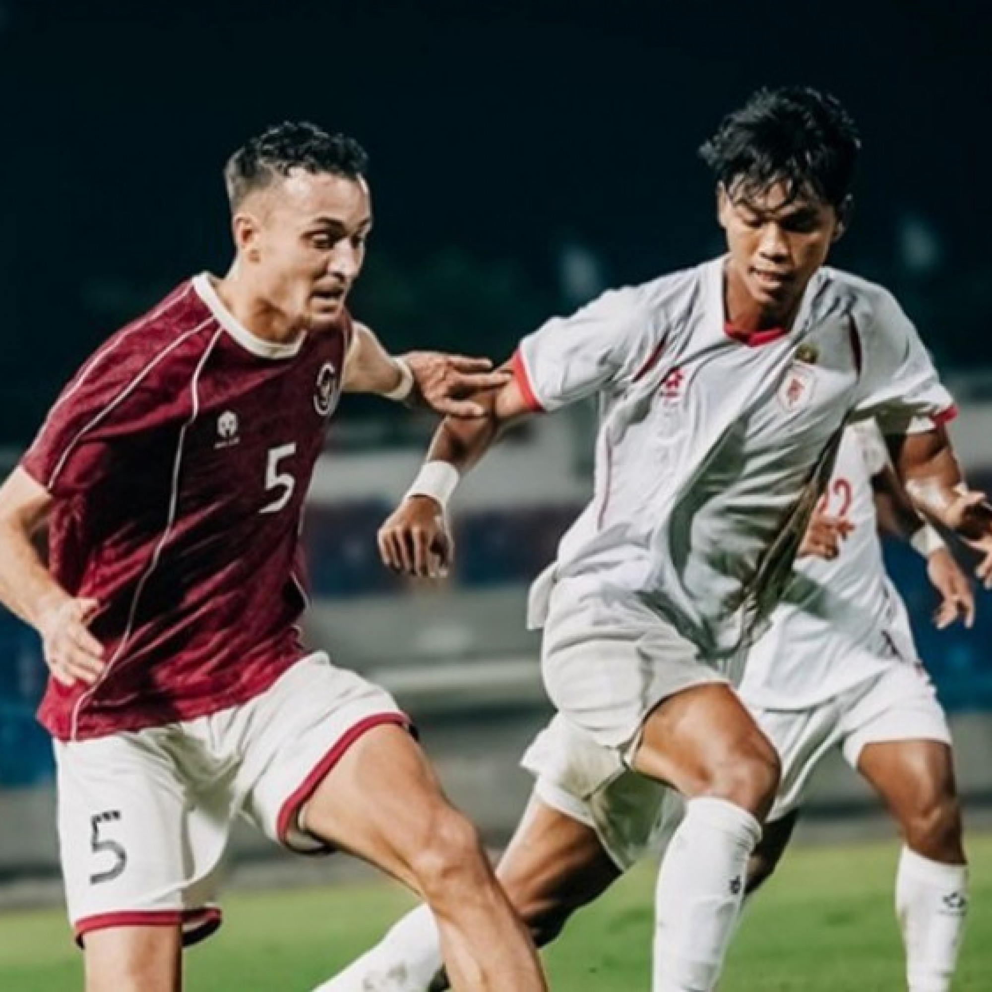  - Video bóng đá U22 Indonesia - U22 Myanmar: Kịch tính siêu phẩm & sai lầm (SEA Games)