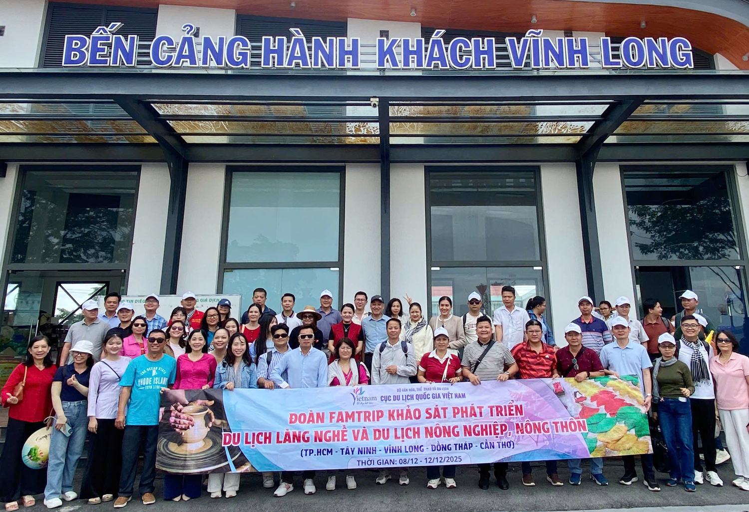 Nâng cao chất lượng, đổi mới, sáng tạo sản phẩm du lịch làng nghề - 5