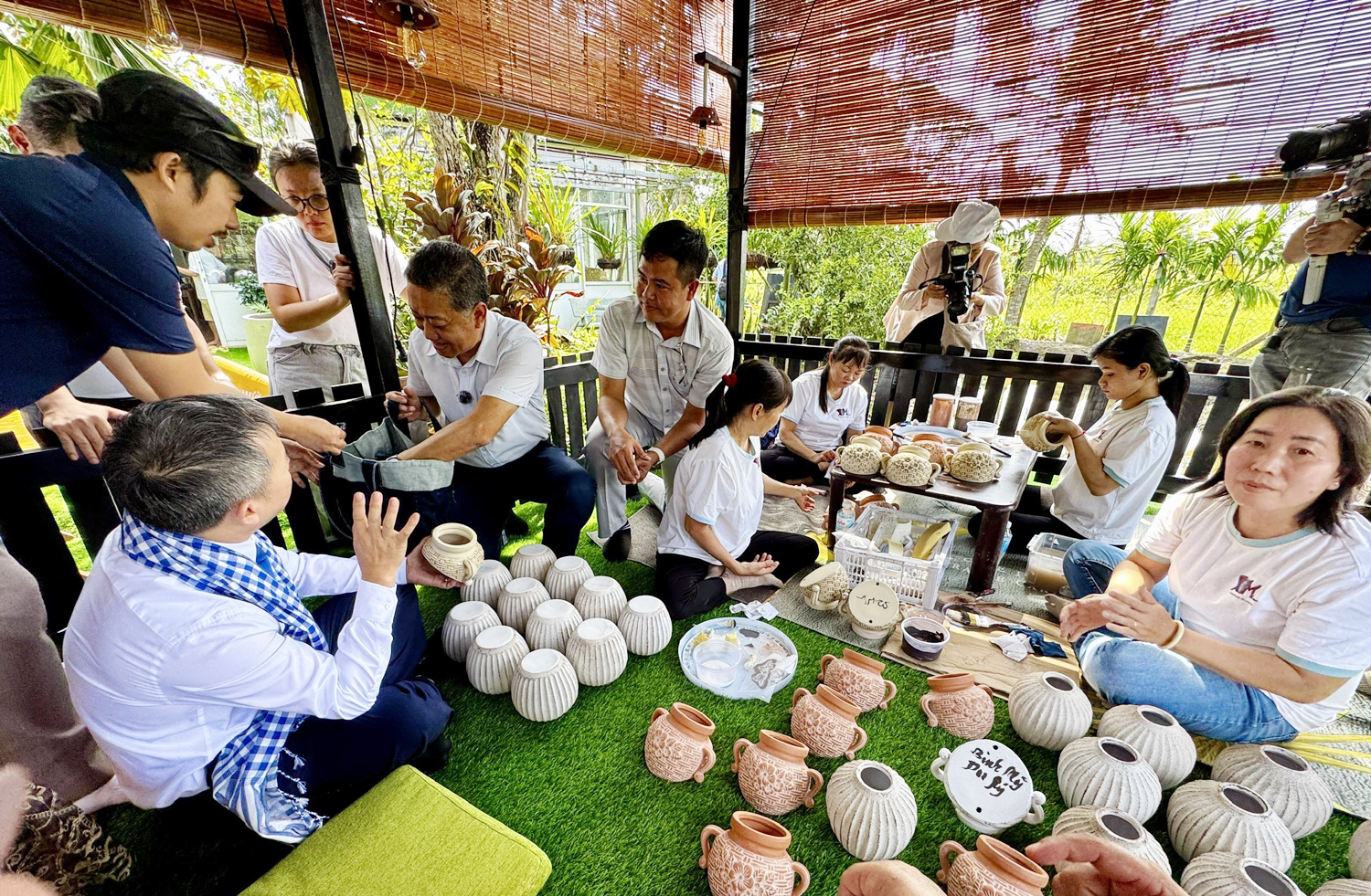 Nâng cao chất lượng, đổi mới, sáng tạo sản phẩm du lịch làng nghề - 8