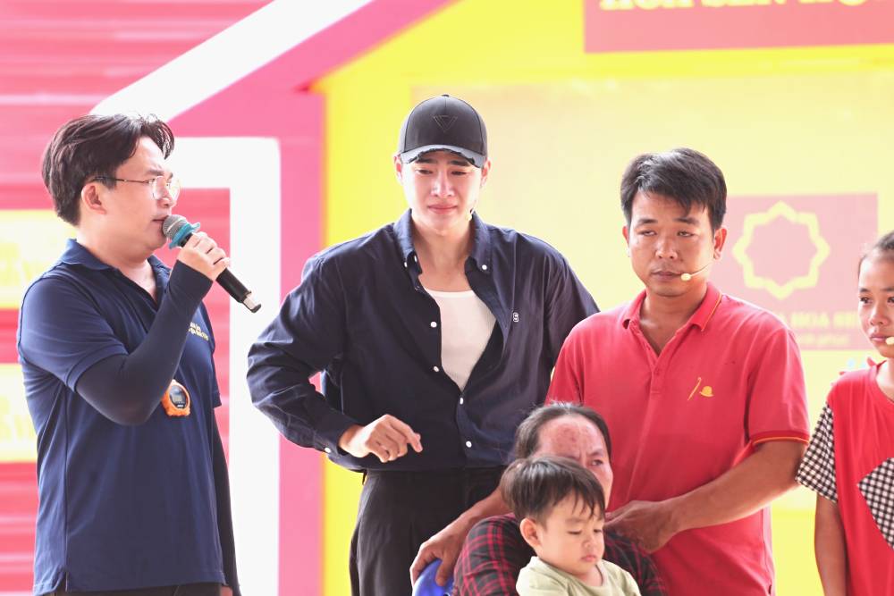 Mái ấm gia đình Việt: Gần 900 triệu đồng được trao trong ngày ghi hình đầu tiên tại Tây Ninh - 3