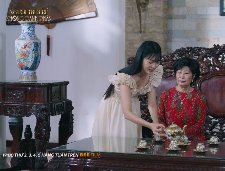 Vai diễn mẹ chồng “gây bão” đưa NSƯT Kim Phương trở lại đường đua phim truyền hình