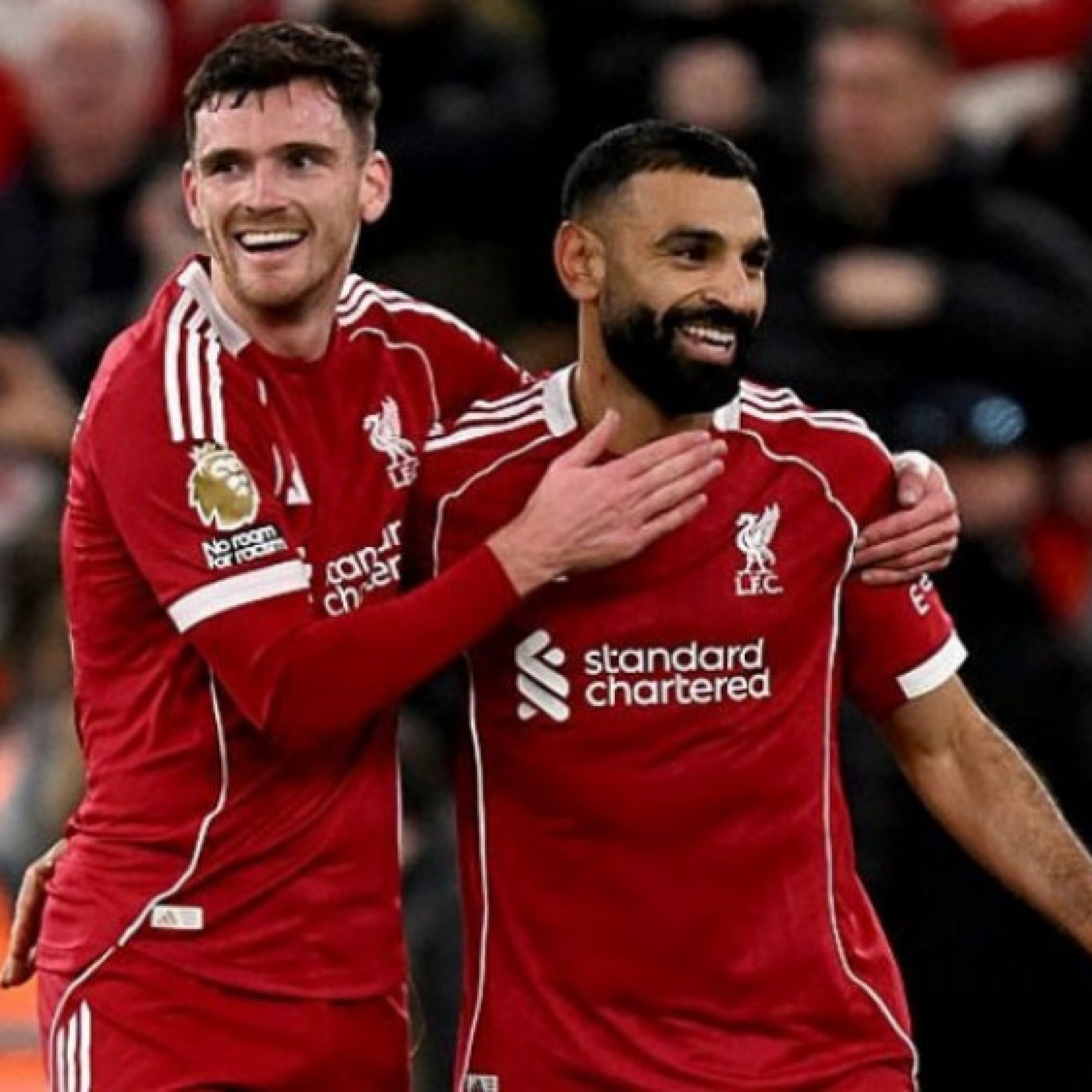  - Liverpool tìm lại "long mạch": Salah hết giận dỗi, Slot tái sinh thánh địa Anfield