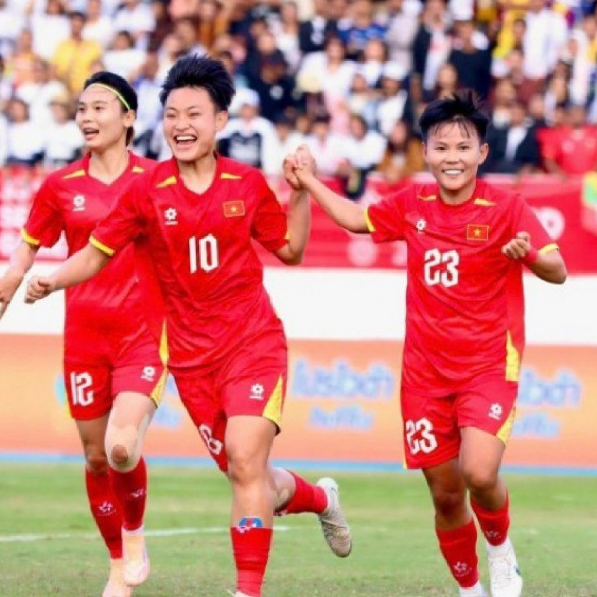  - Trực tiếp bóng đá ĐT nữ Việt Nam - Indonesia: Dồn ép liên tục (SEA Games)